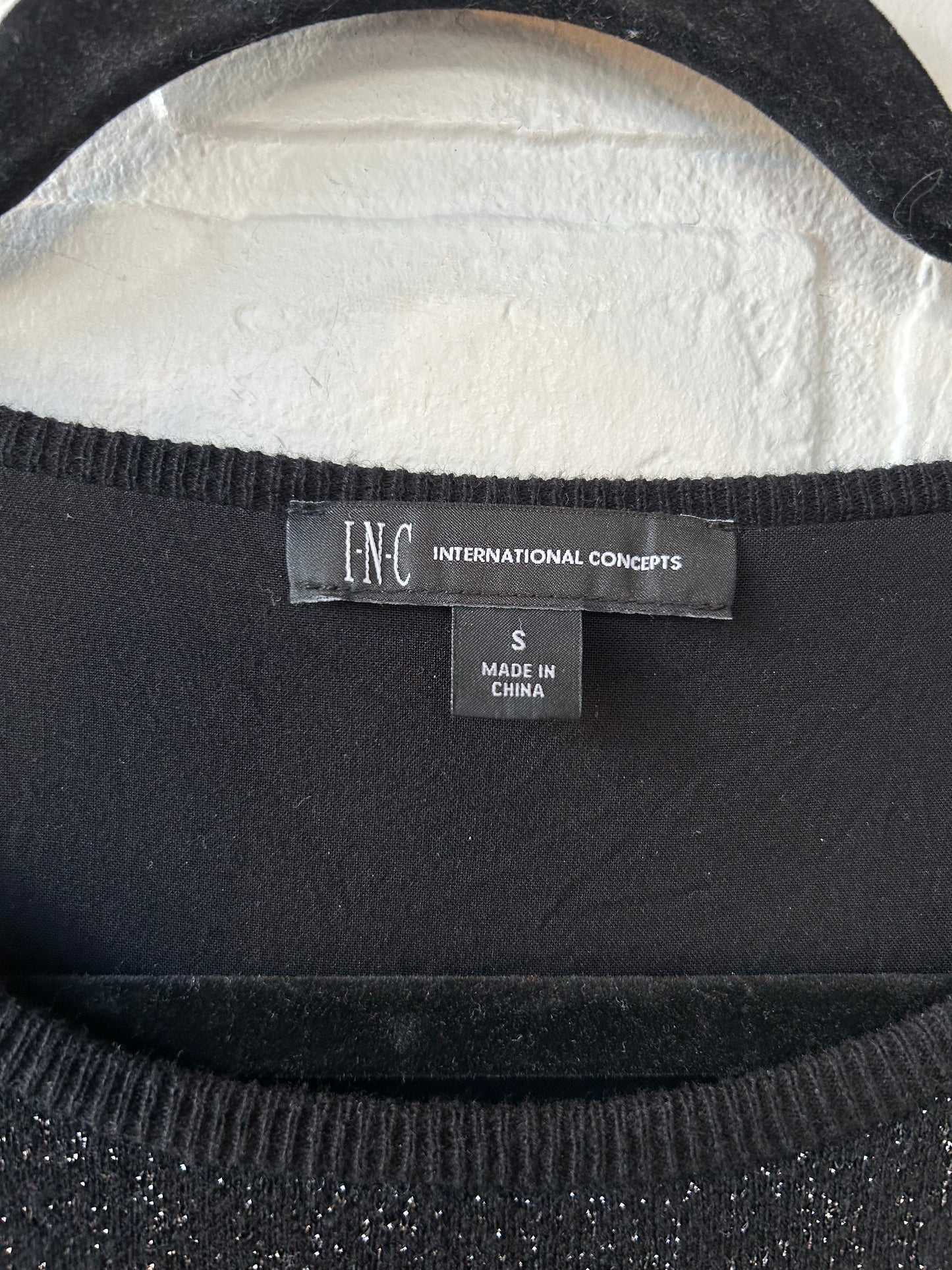 Sweater By Inc In Black & Gold, Size: S
