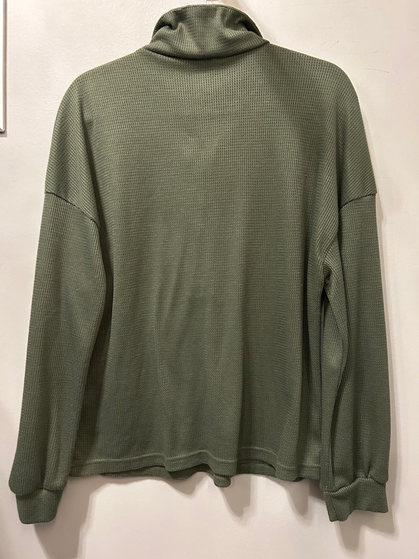 Top Long Sleeve By Shein In Green, Size: L