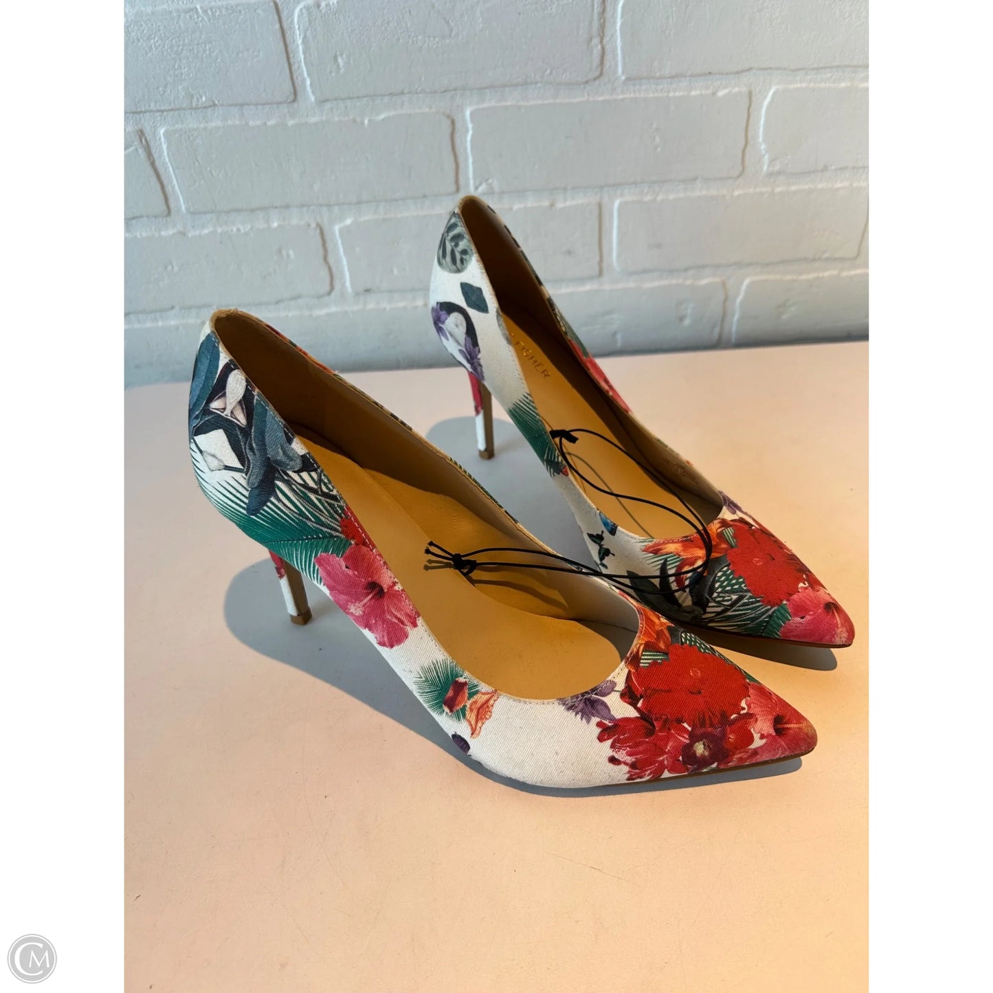 Shoes Heels Stiletto By Marc Fisher In Cream & Red, Size: 10