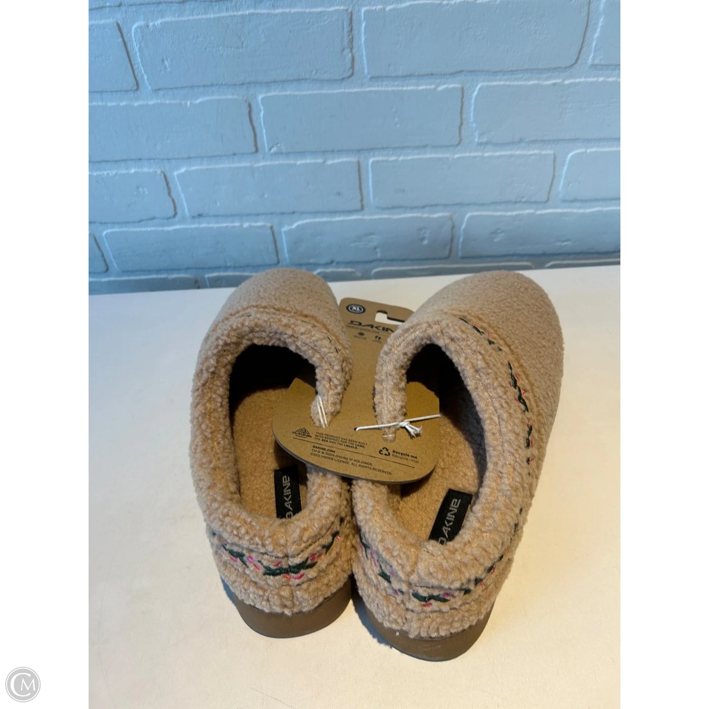 Slippers By DAKINE In Tan