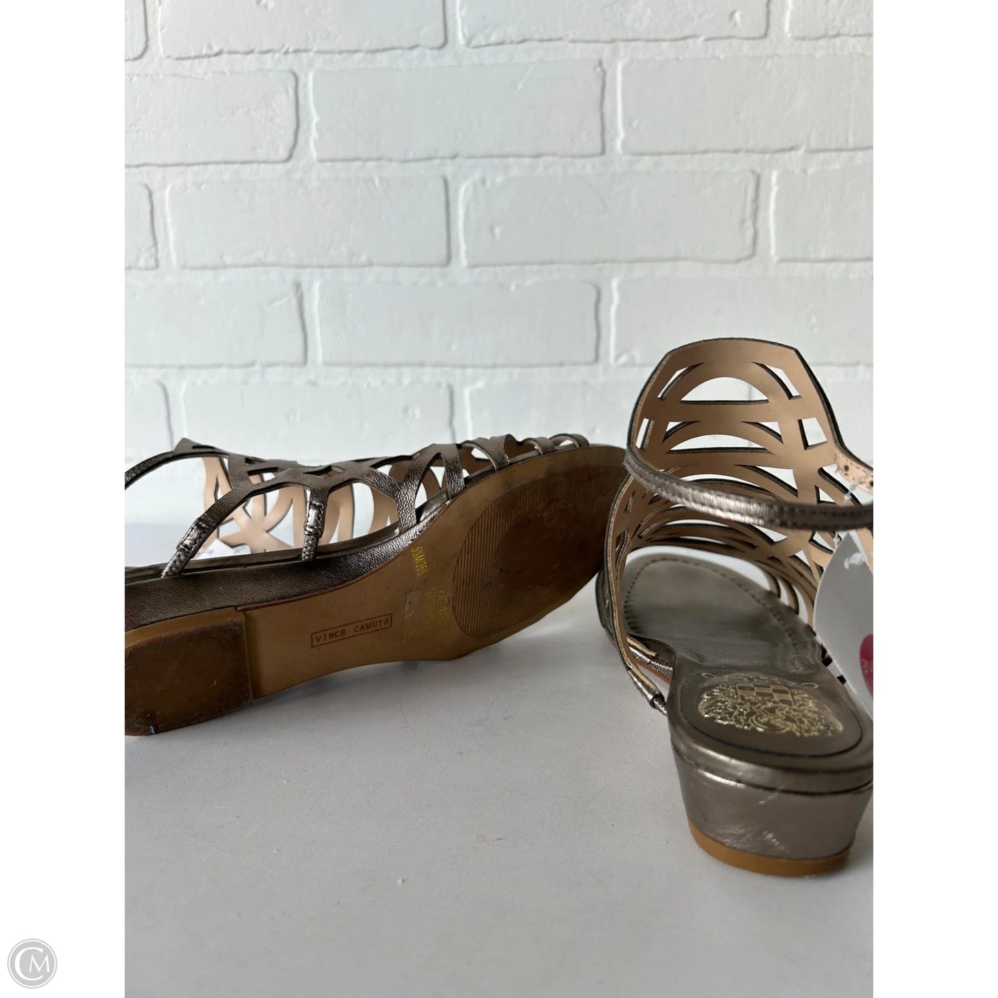 Sandals Flats By Vince Camuto In Gold, Size: 5.5