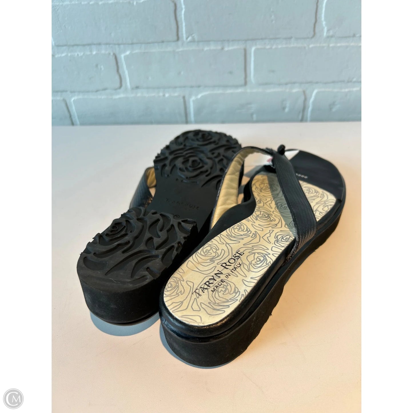 Sandals Flip Flops By Taryn Rose In Black, Size: 11