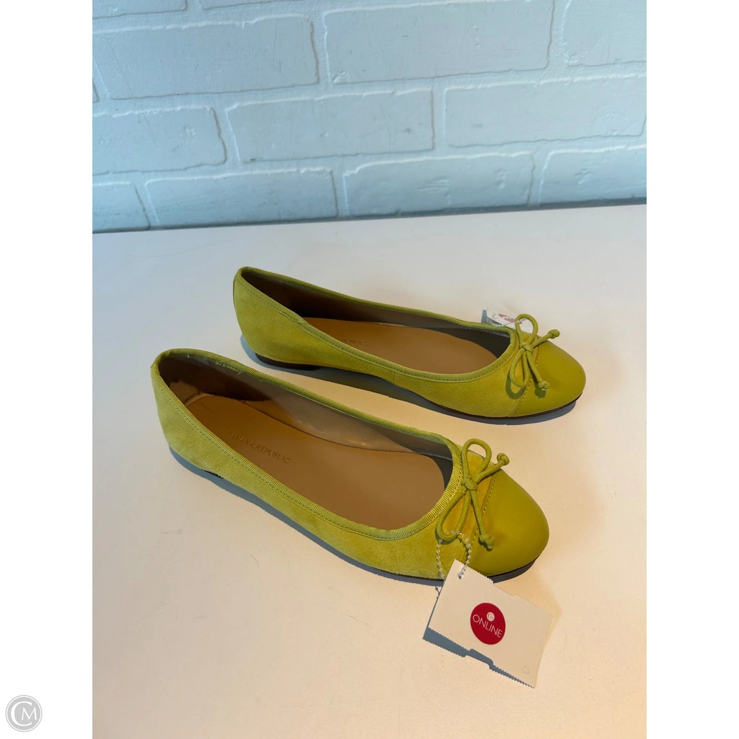 Shoes Flats By Banana Republic In Yellow, Size: 6.5