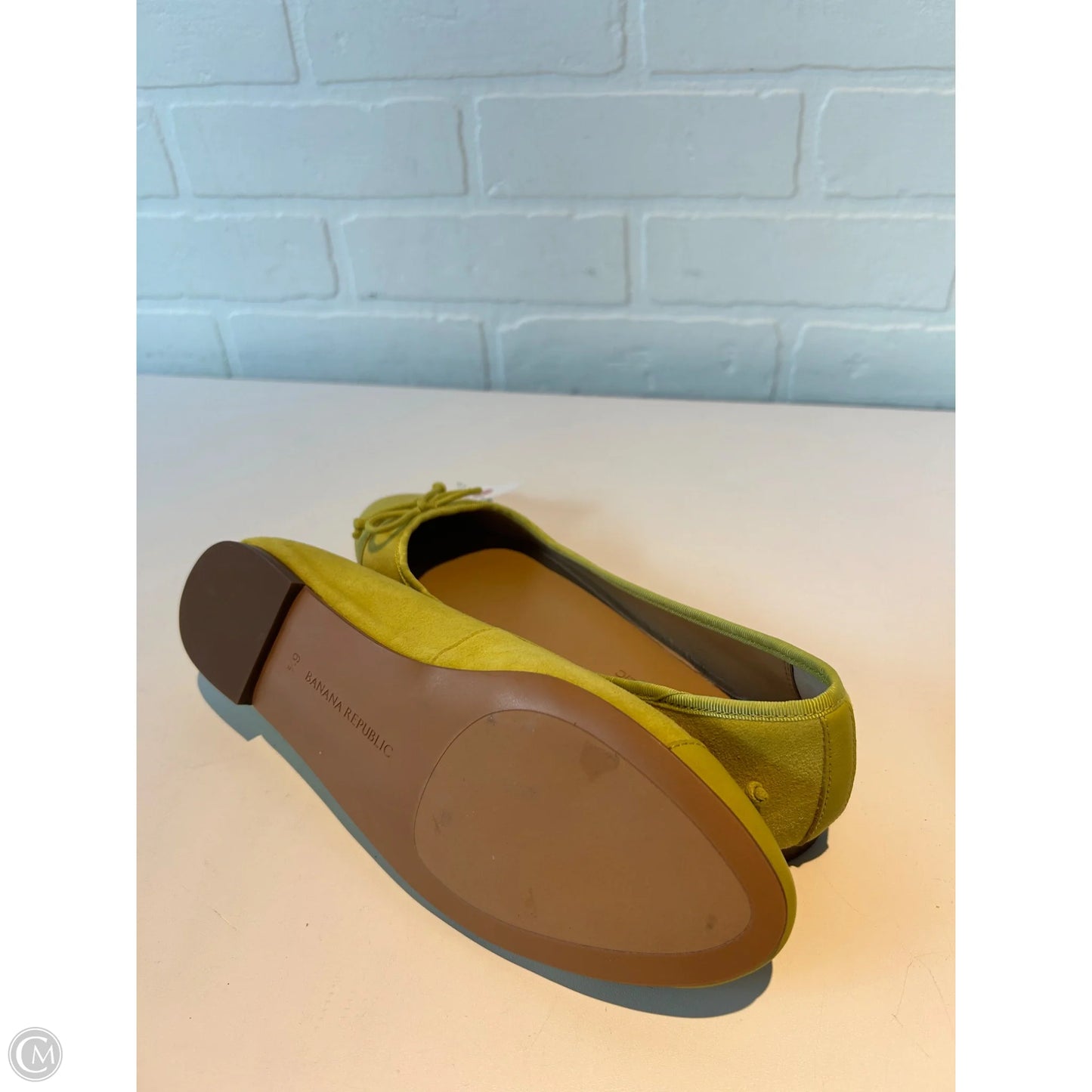 Shoes Flats By Banana Republic In Yellow, Size: 6.5