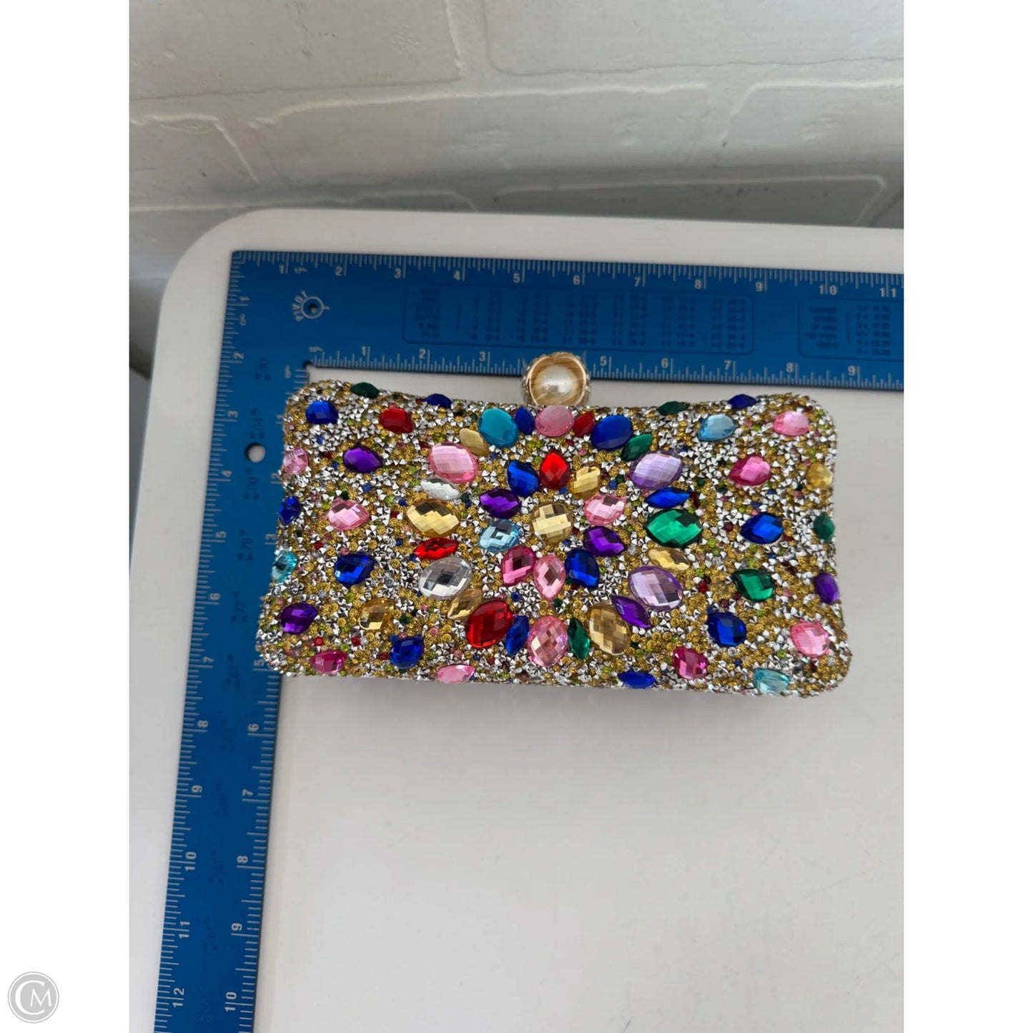 Clutch By Clothes Mentor, Size: Medium