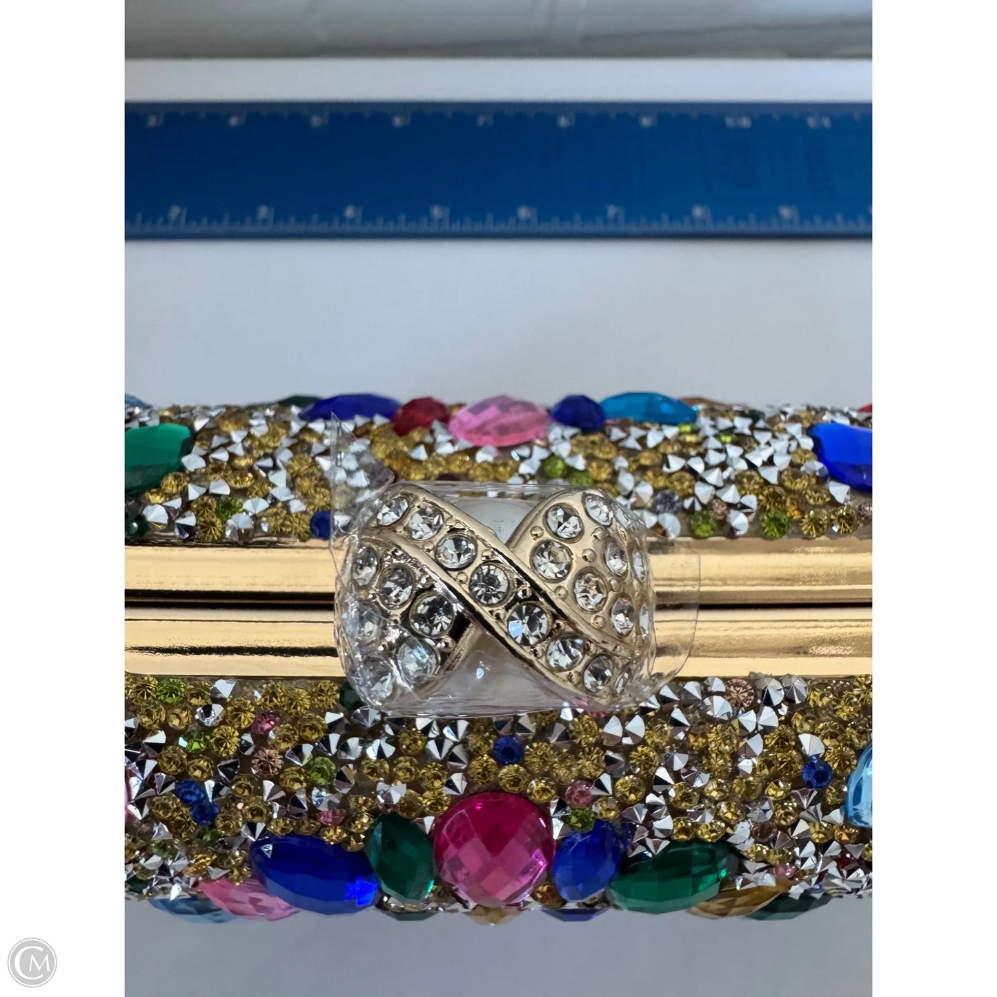 Clutch By Clothes Mentor, Size: Medium
