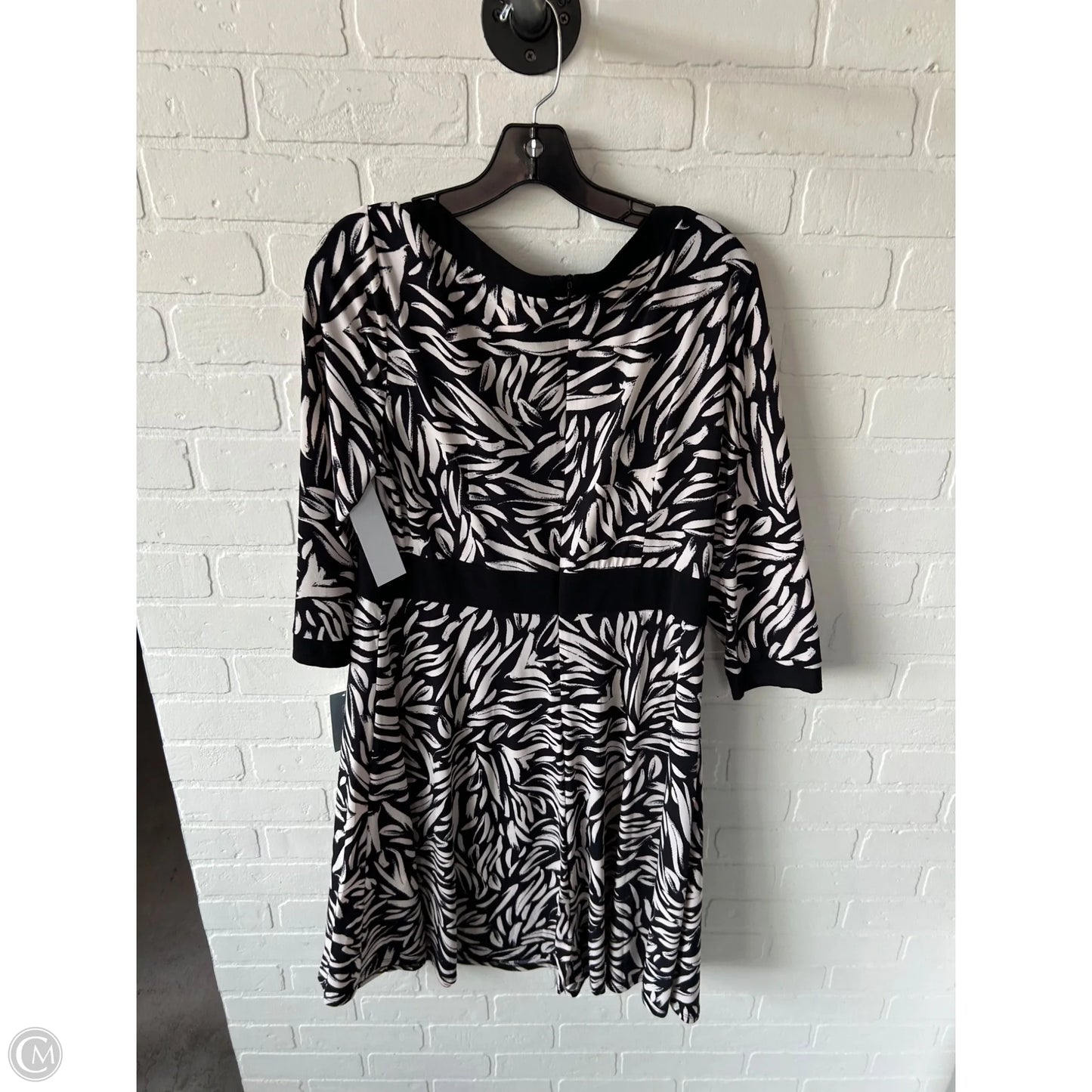 Dress Work By London Times In Black & Cream, Size: L