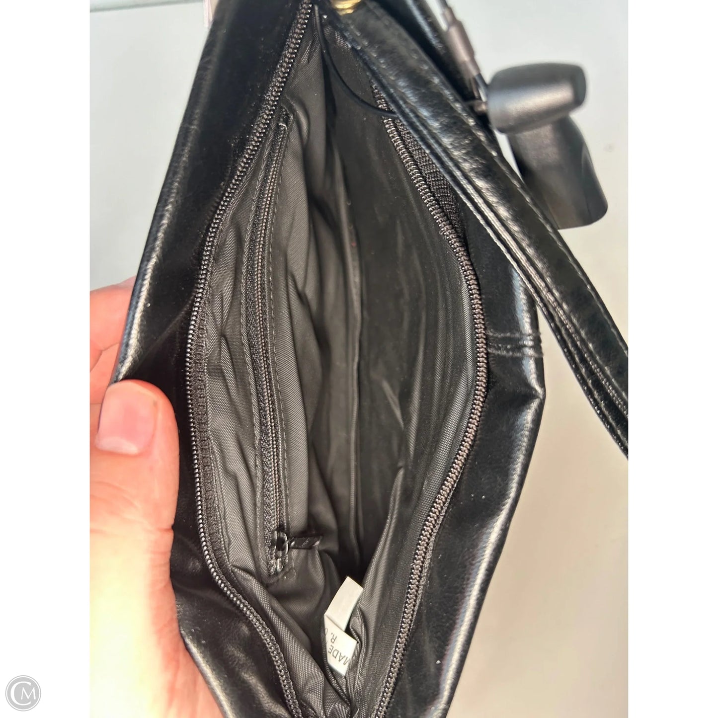 Wristlet By Anne Klein, Size: Medium