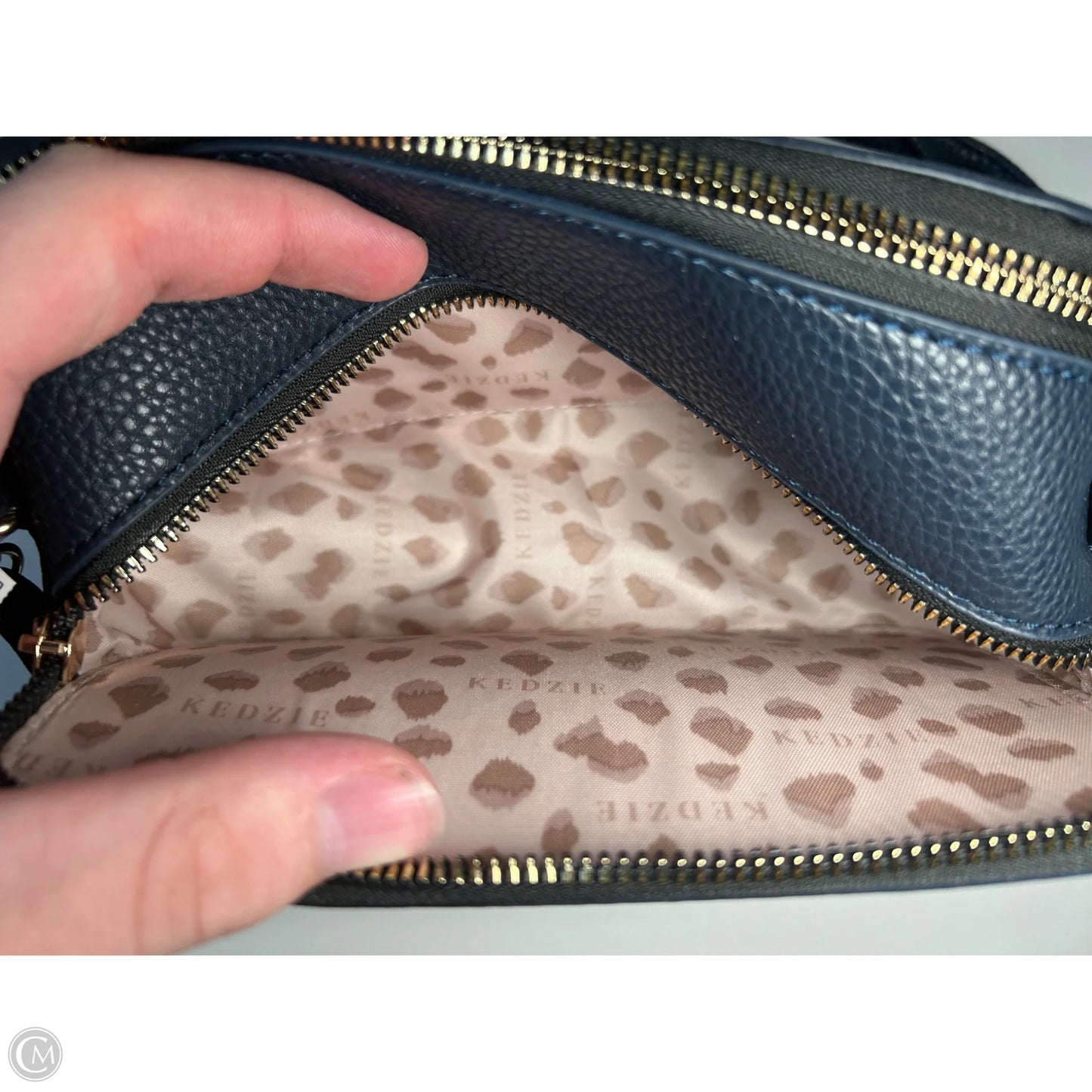Crossbody By Clothes Mentor, Size: Small