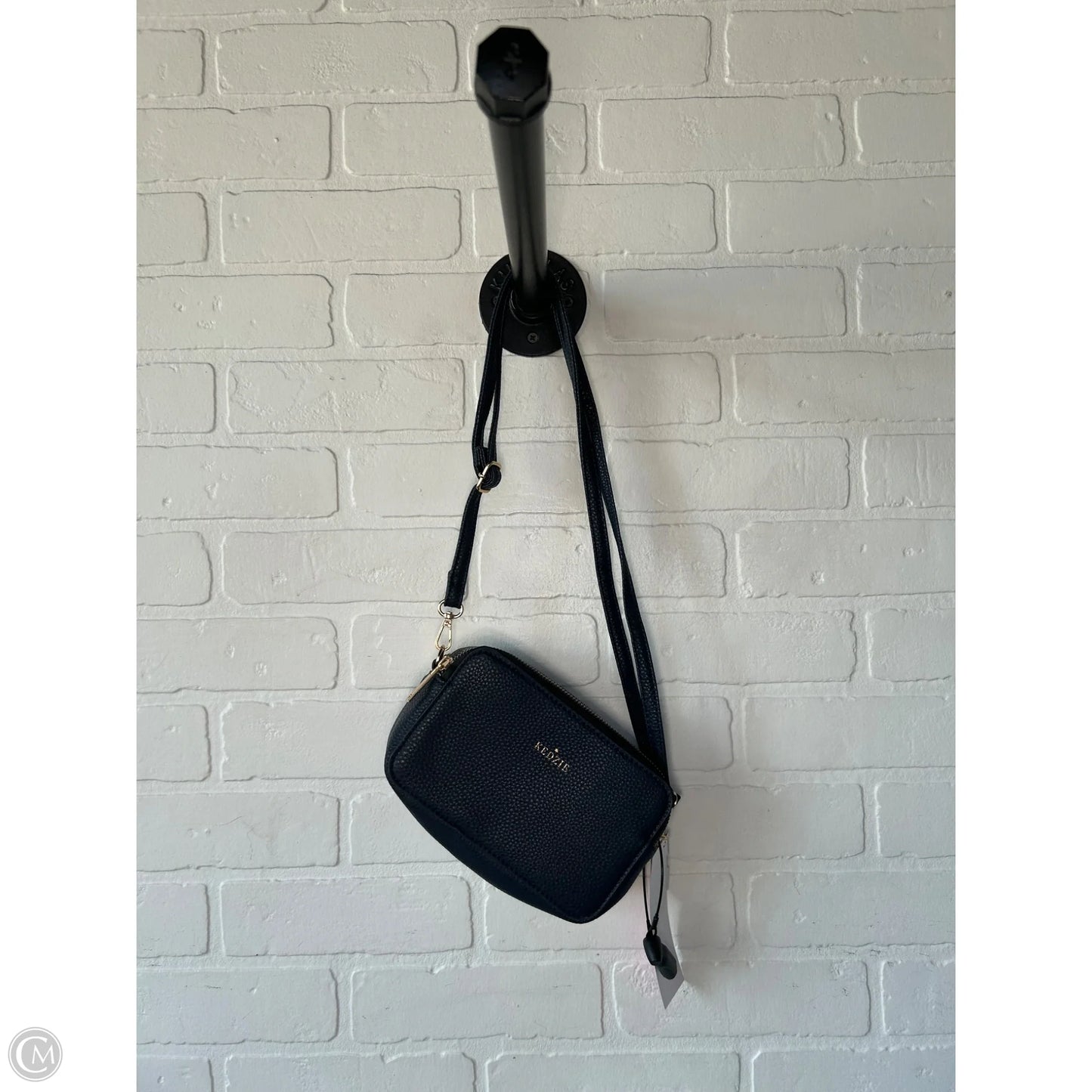 Crossbody By Clothes Mentor, Size: Small