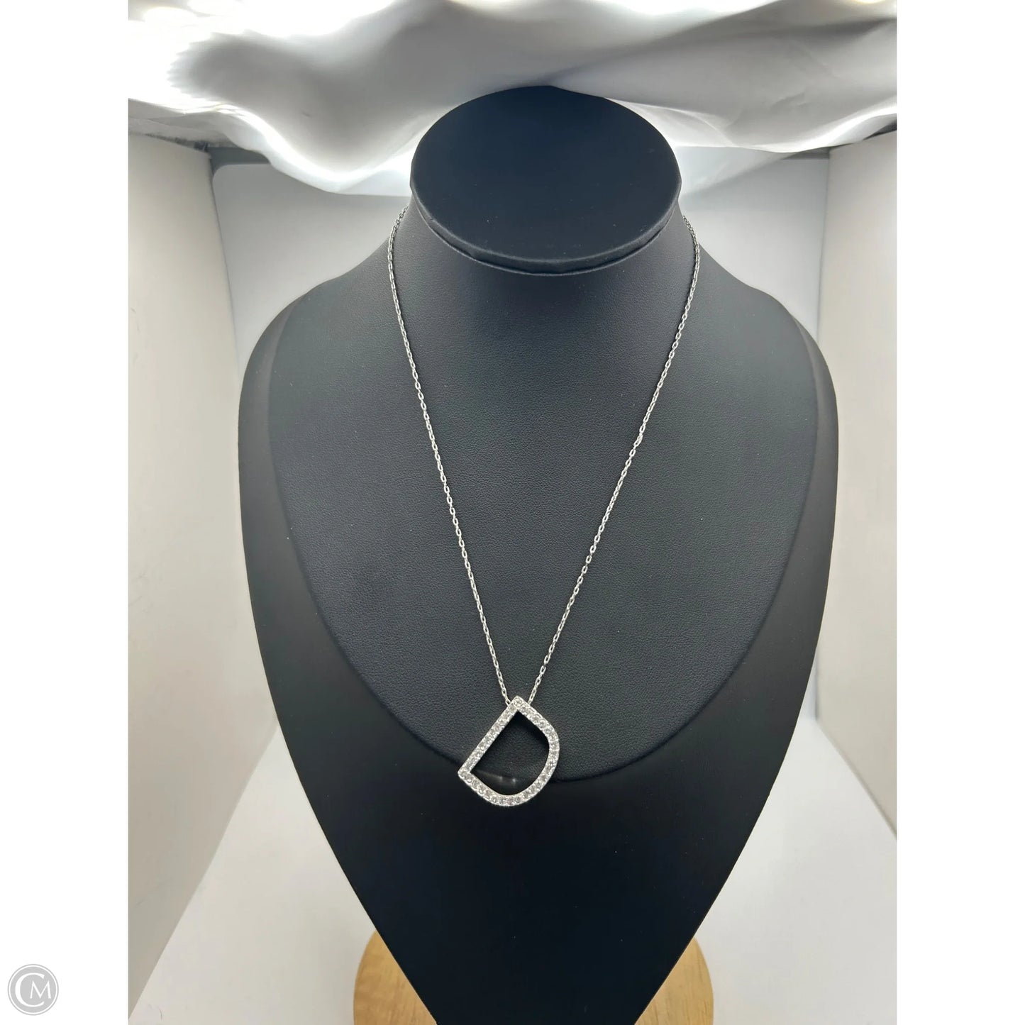 Necklace Pendant By Clothes Mentor