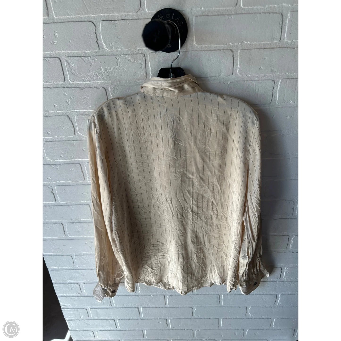 Top Long Sleeve By Cmc In Cream & Grey, Size: M