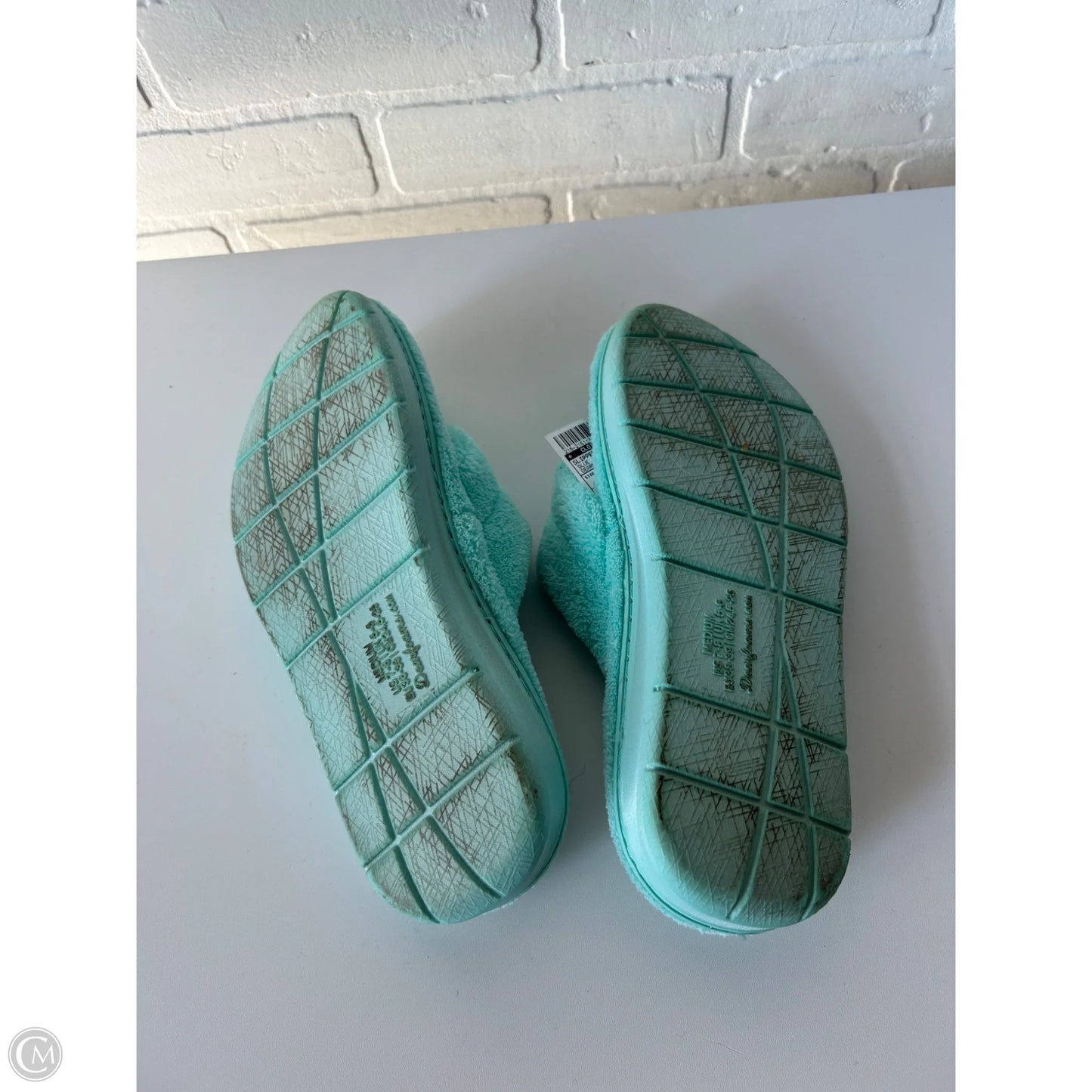Slippers By Clothes Mentor In Blue, Size: 7