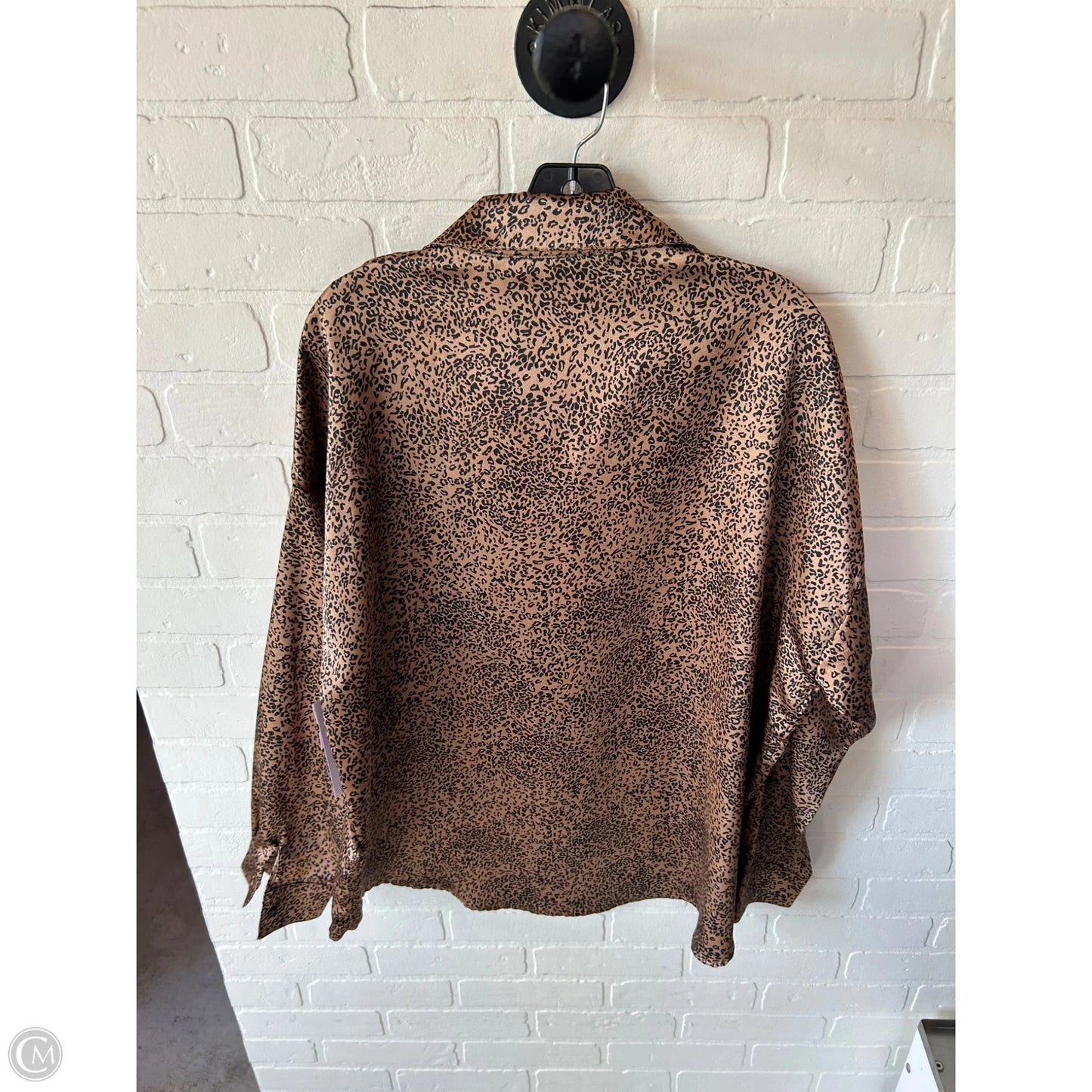 Top Long Sleeve By Daytrip In Animal Print, Size: Xl