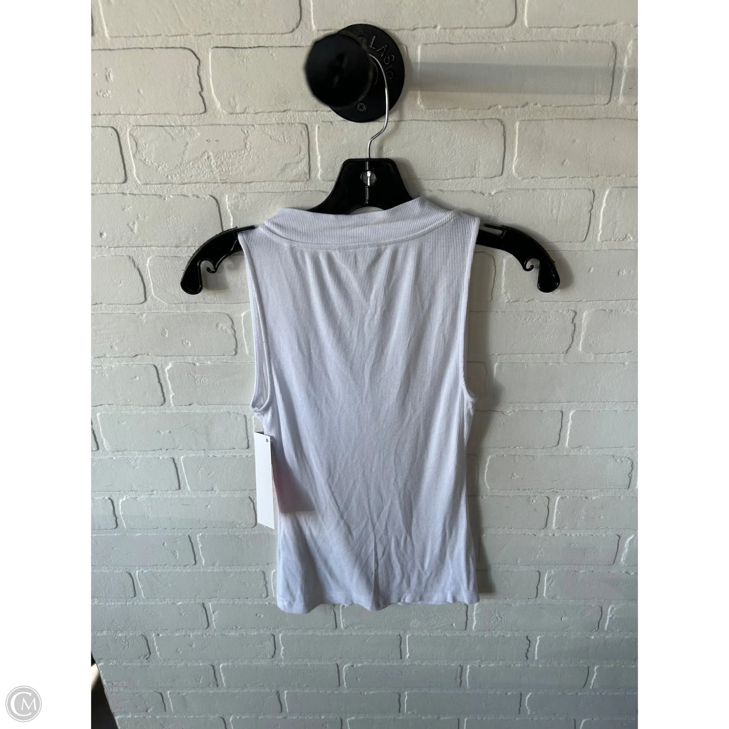 Top Sleeveless By Guess In White, Size: Xs