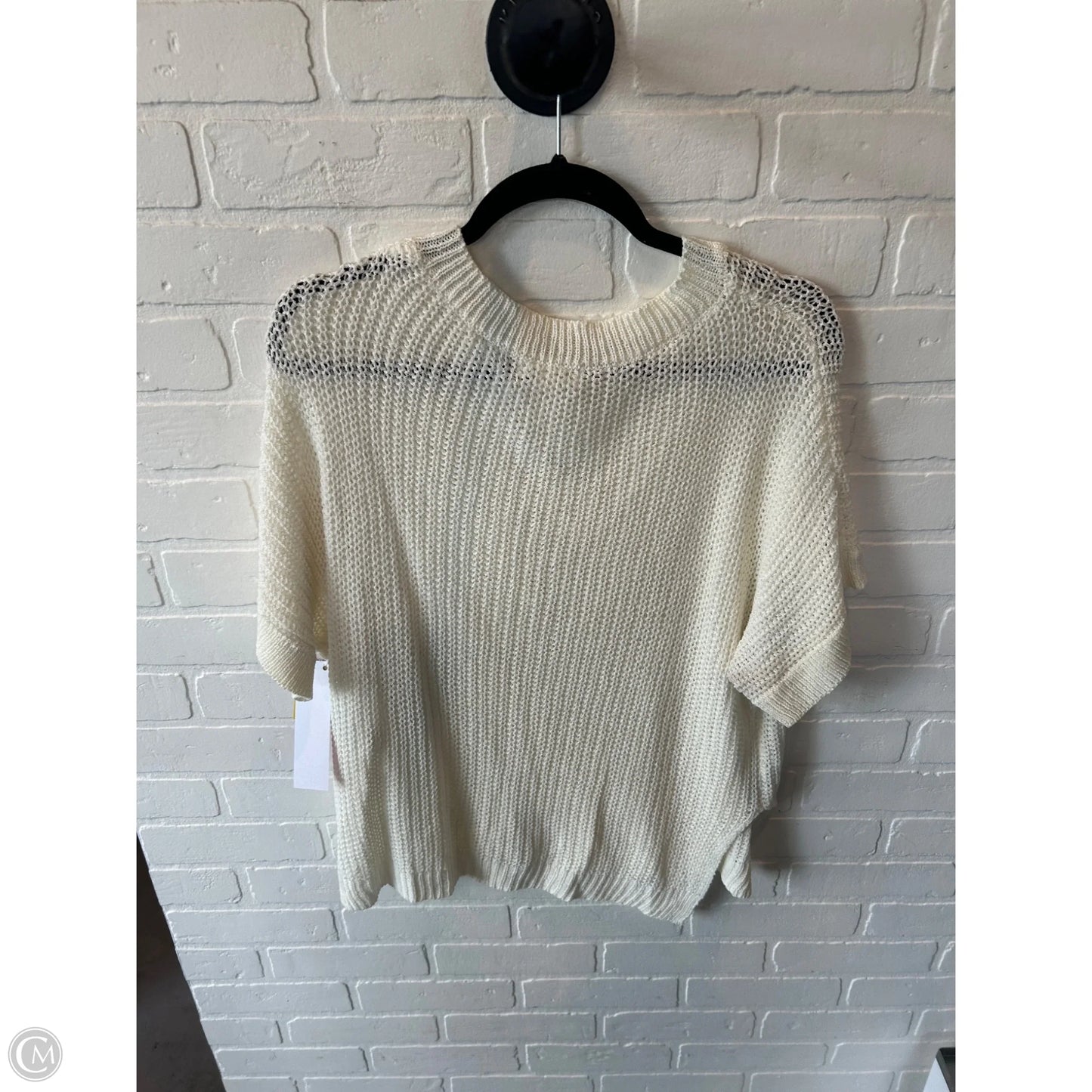 Sweater Short Sleeve By Newbury Kustom In Cream, Size: S