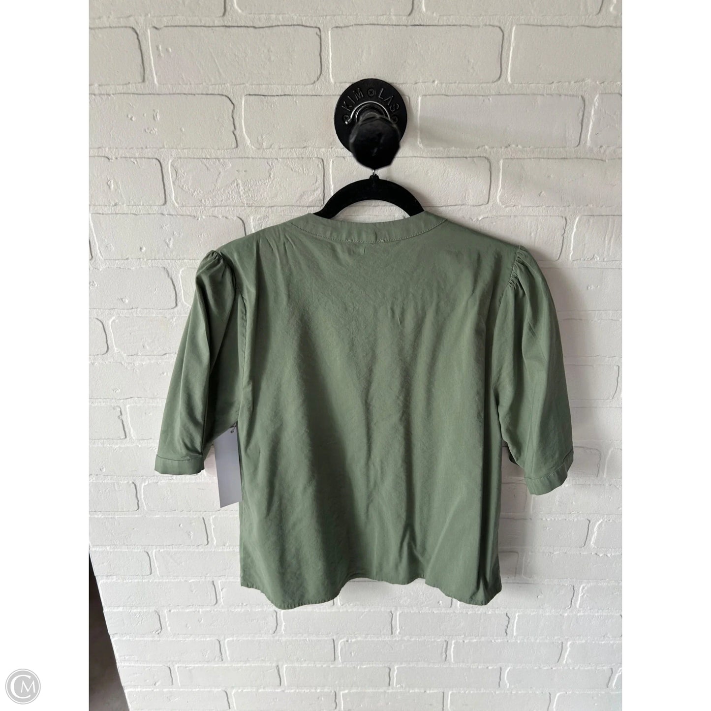 Top Short Sleeve By Evereve In Green & Grey, Size: S