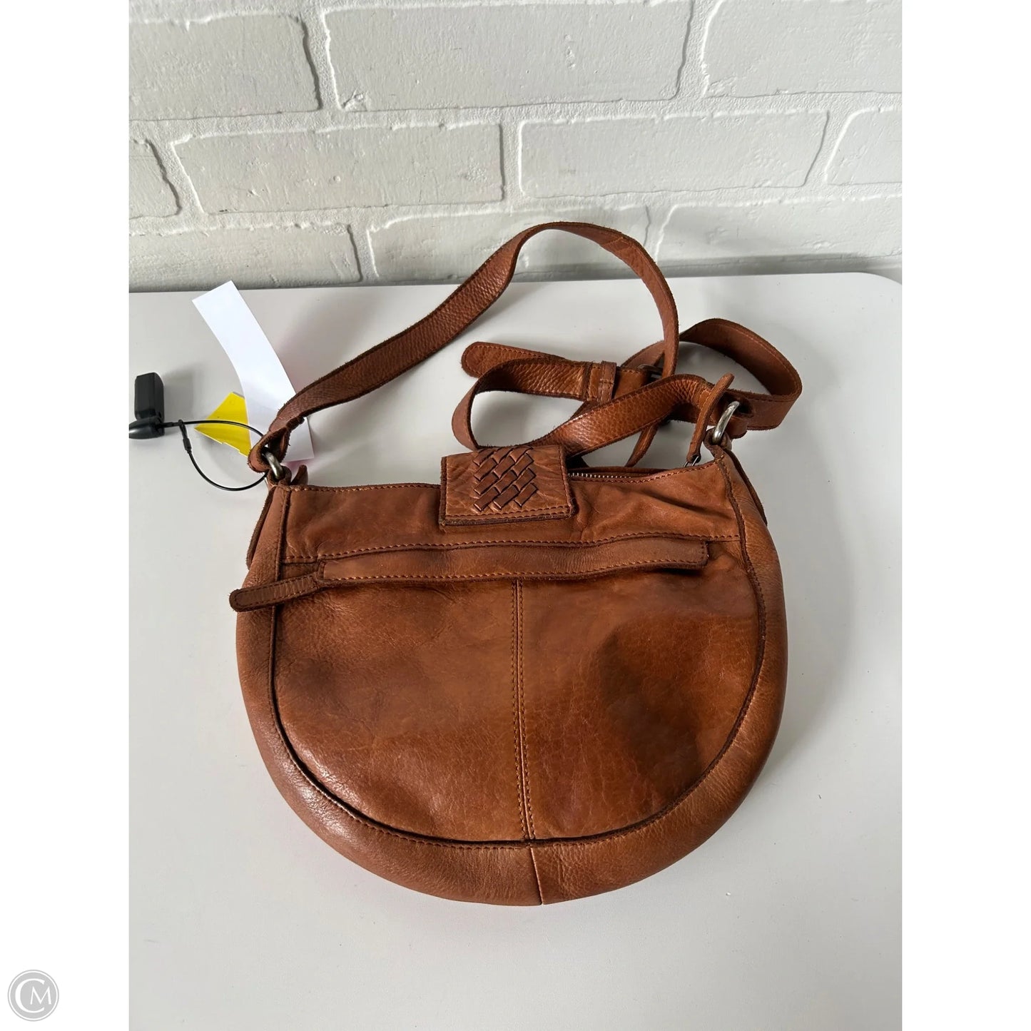 Crossbody Leather By Clothes Mentor, Size: Medium