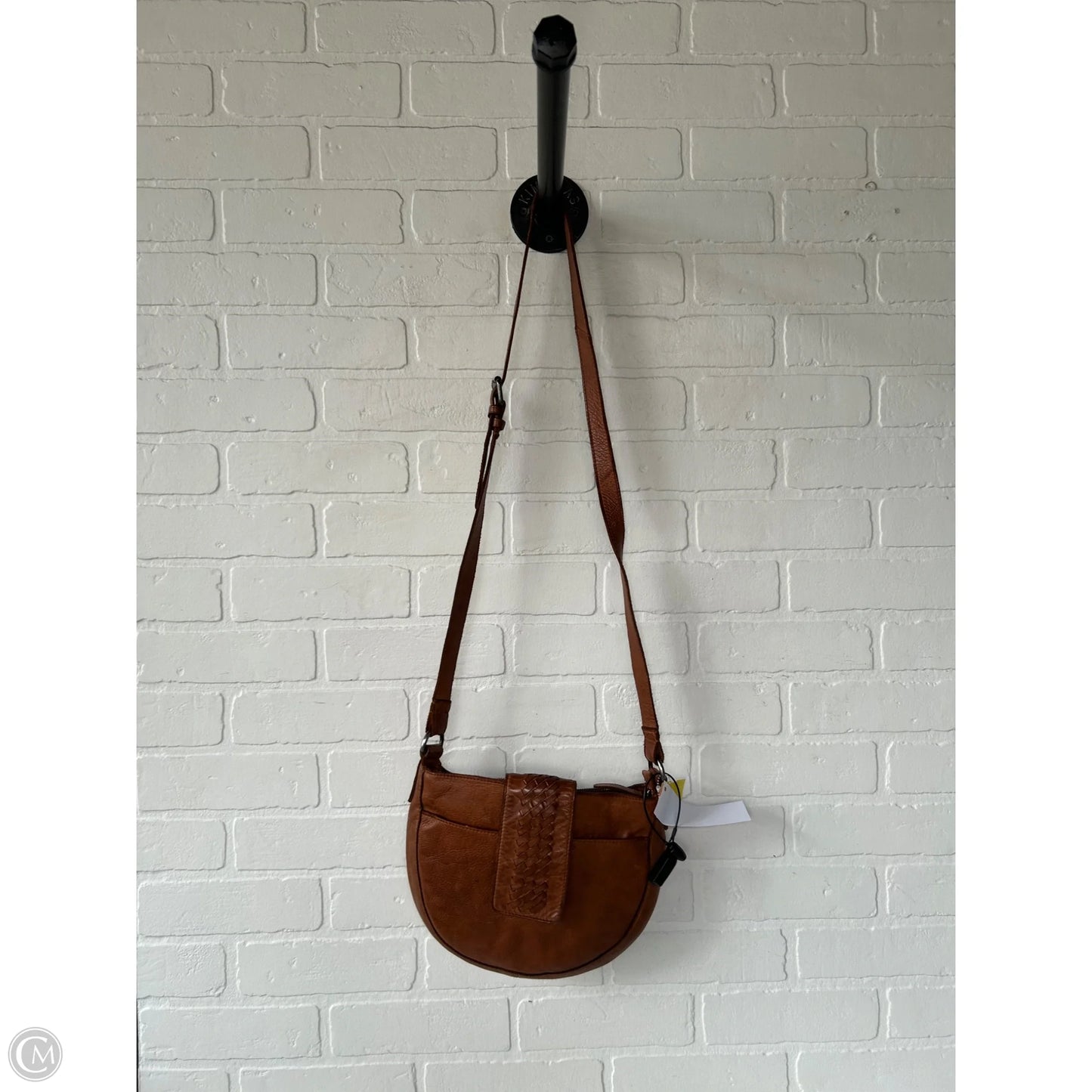 Crossbody Leather By Clothes Mentor, Size: Medium
