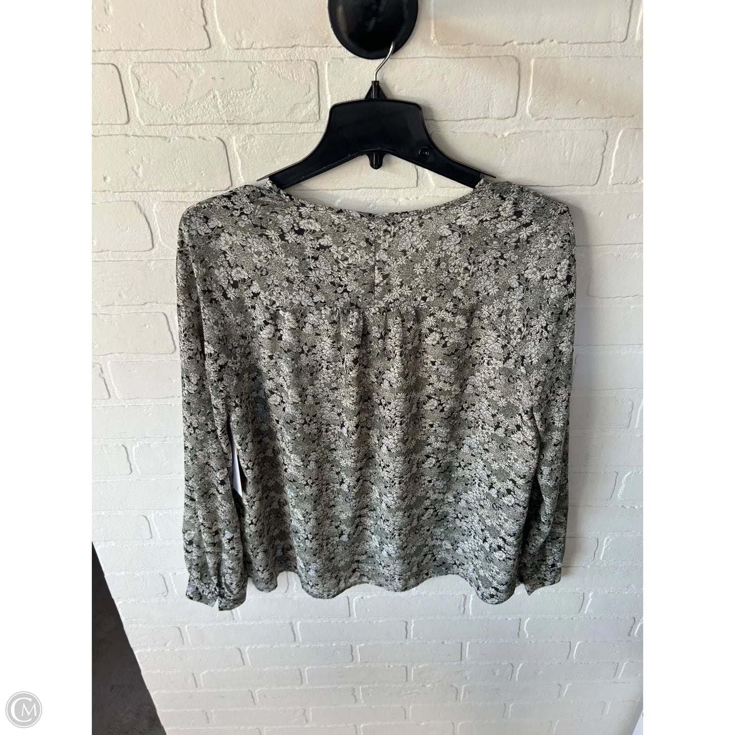Top Long Sleeve By H&m In Green & White, Size: M