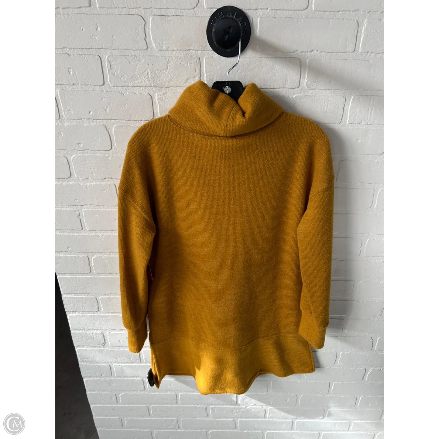 Sweater By Thml In Gold, Size: Xs