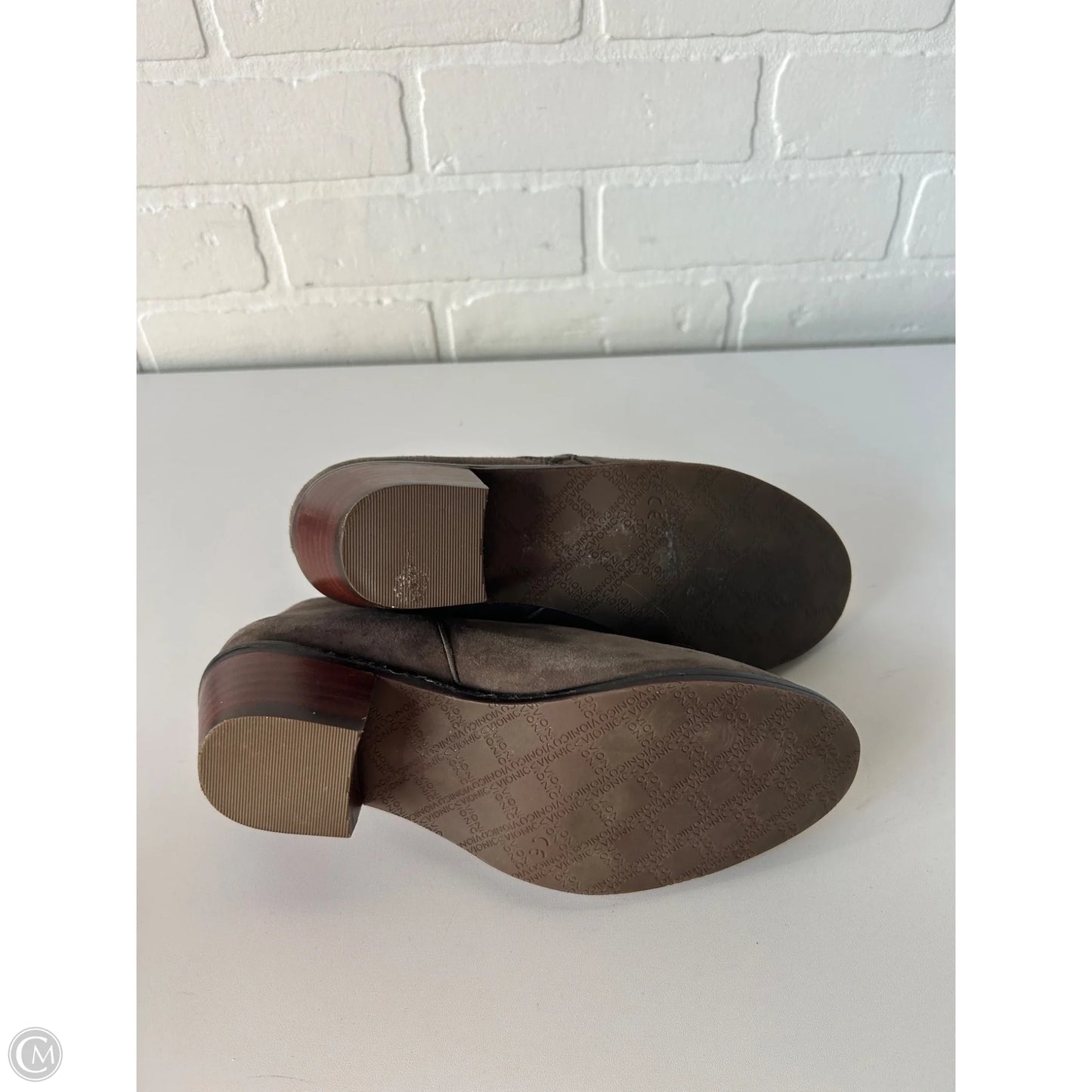 Boots Ankle Heels By Vionic In Brown, Size: 6