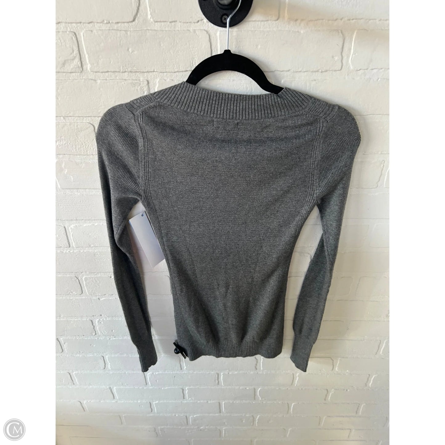 Sweater By Express In Grey, Size: Xs