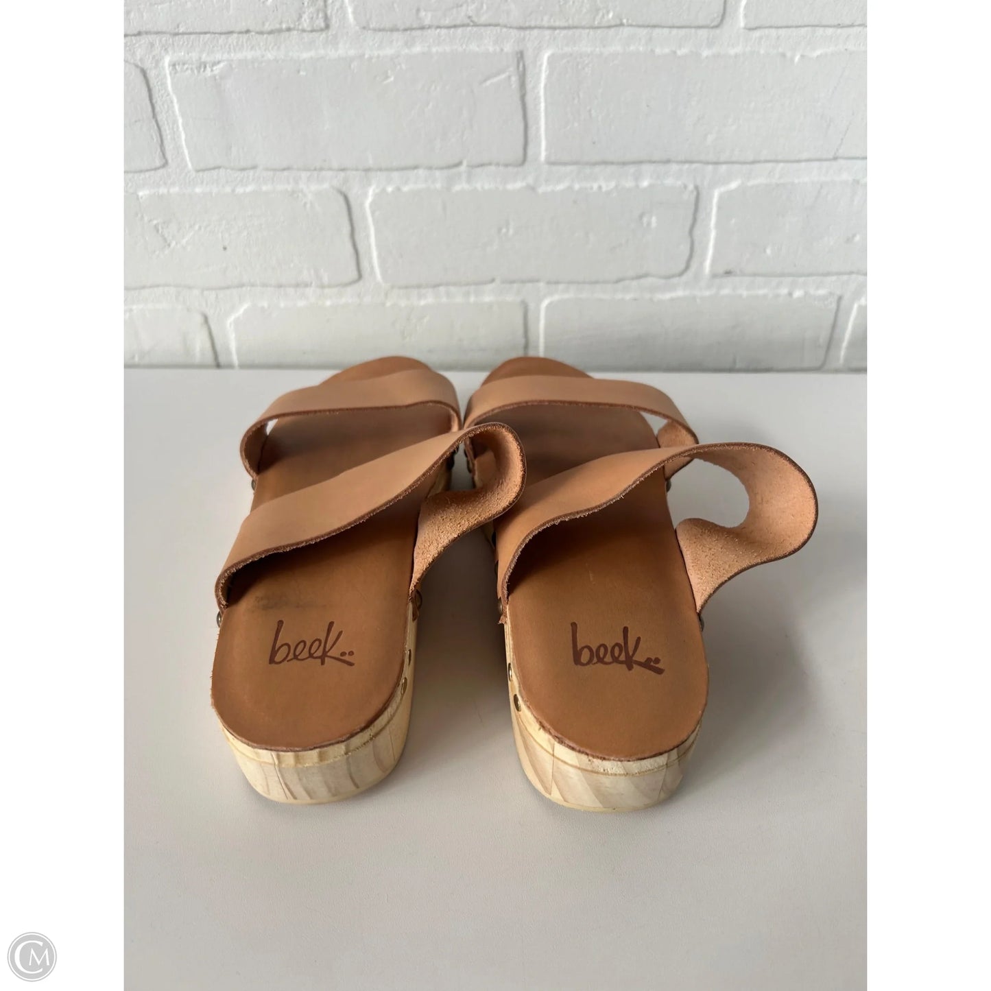 Sandals Flats By Cmc In Tan, Size: 8