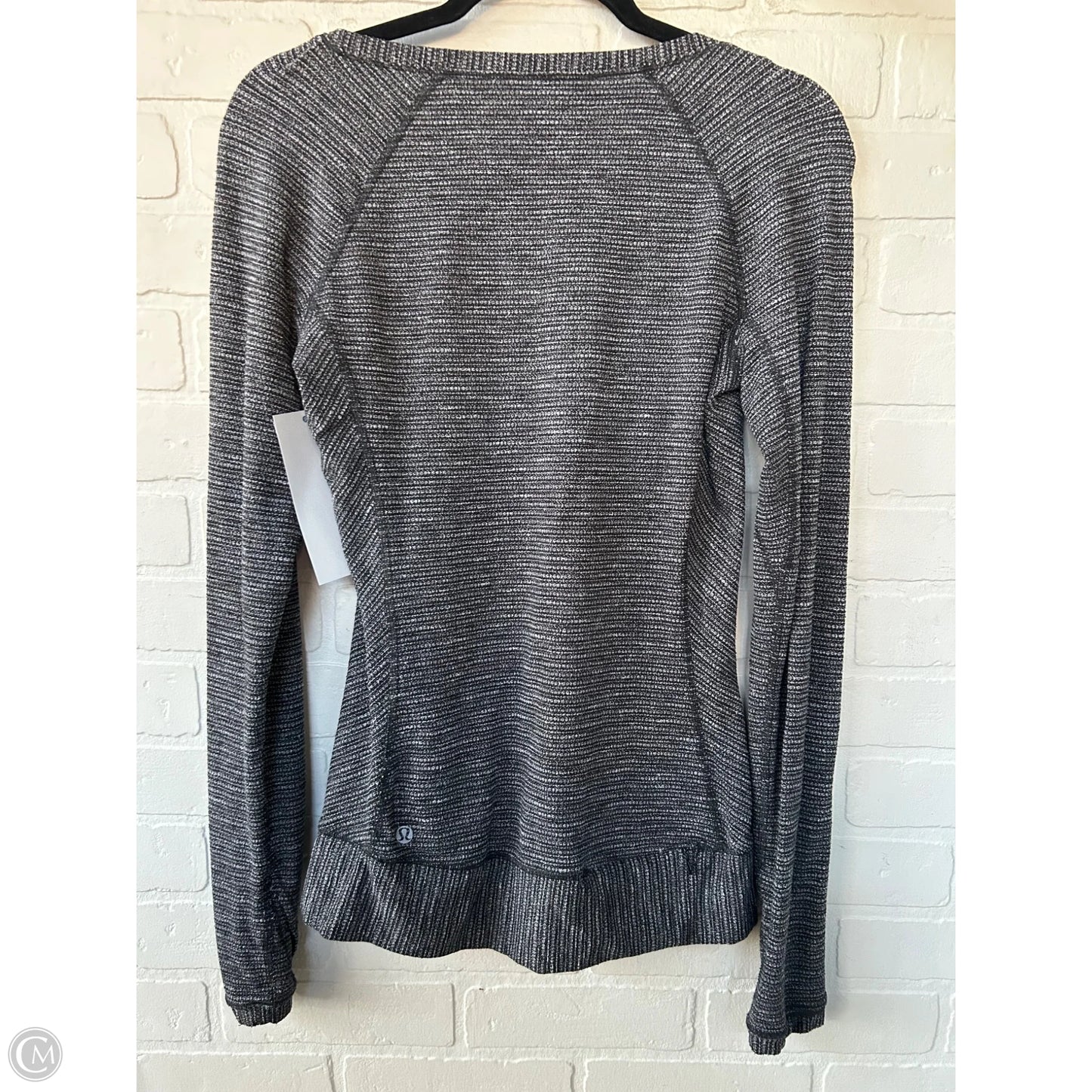 Athletic Top Long Sleeve Crewneck By Lululemon In Grey, Size: S