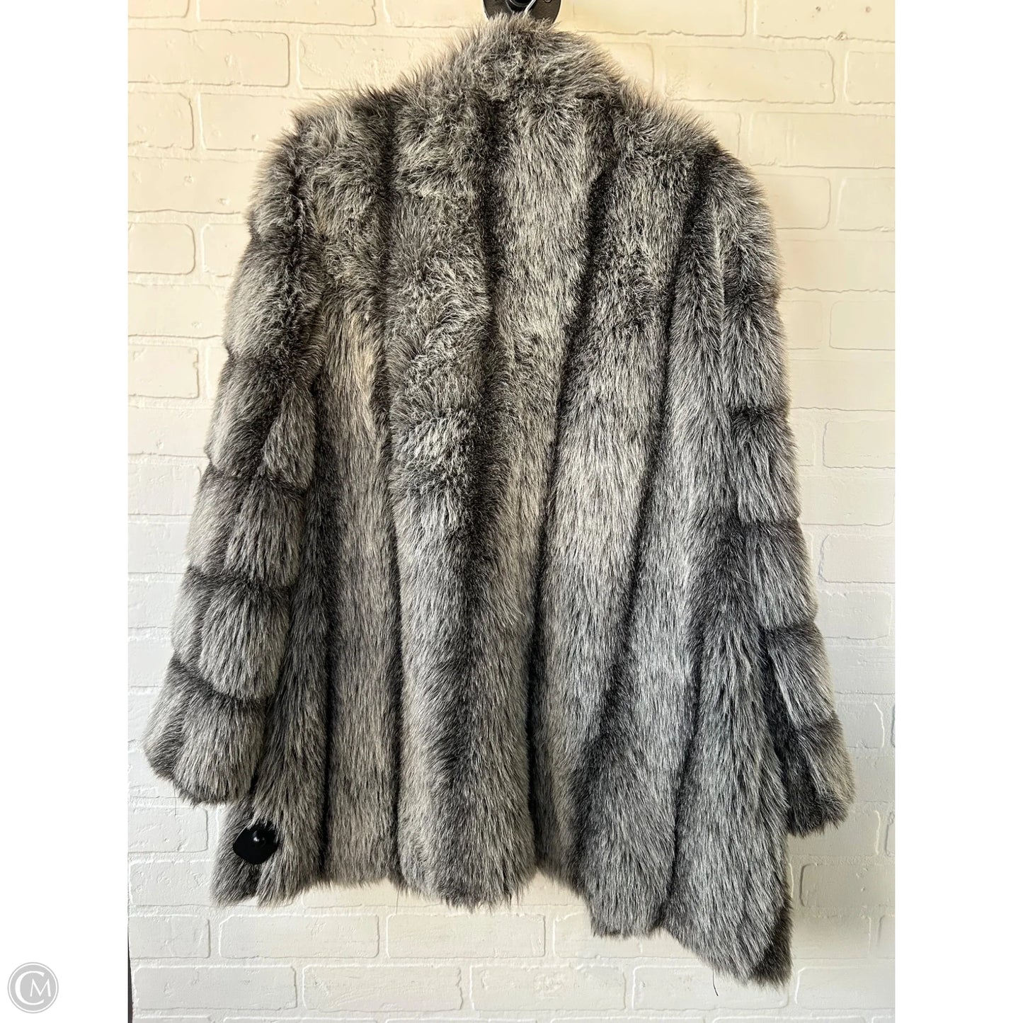 Coat Faux Fur & Sherpa By Gallery In Grey, Size: L