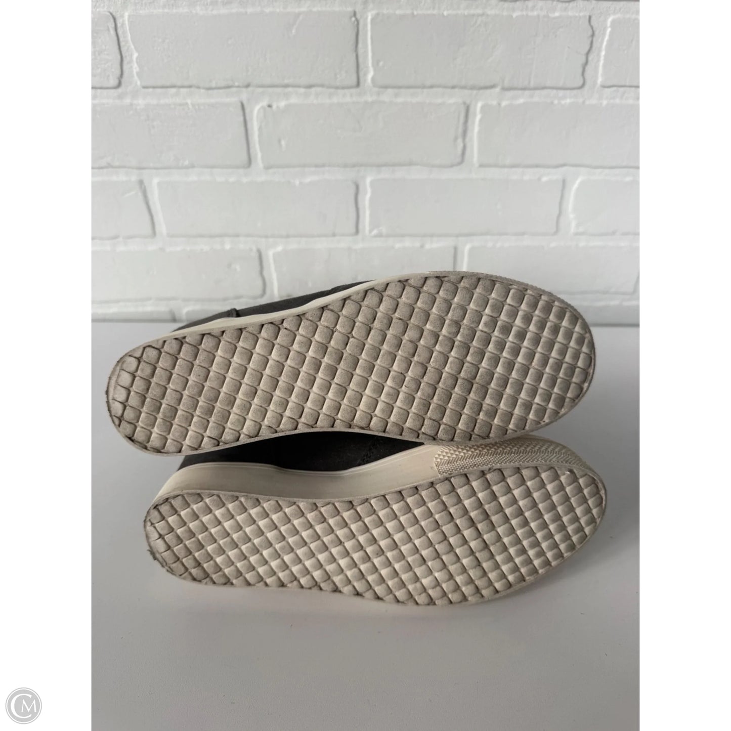 Shoes Sneakers By Steve Madden In Grey, Size: 6