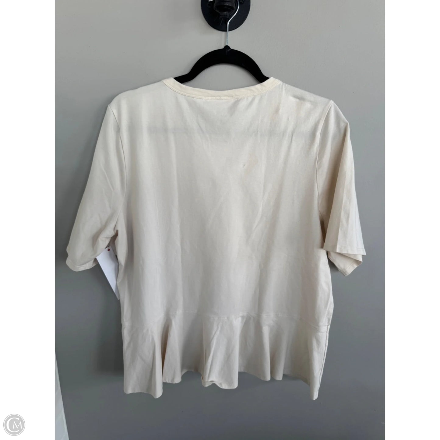 Top Short Sleeve By Chicos In Cream, Size: L