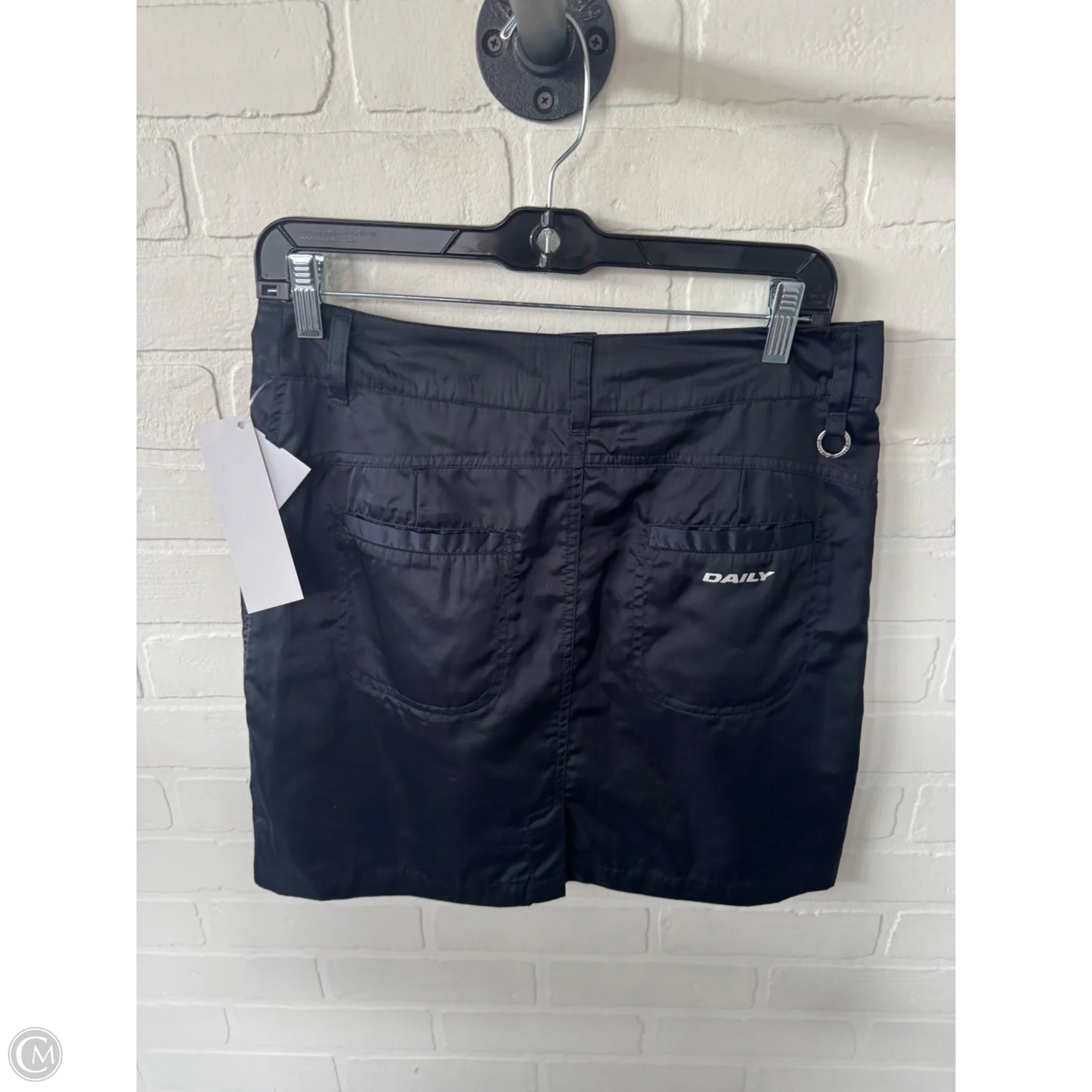 Athletic Skort By Clothes Mentor In Black, Size: 4
