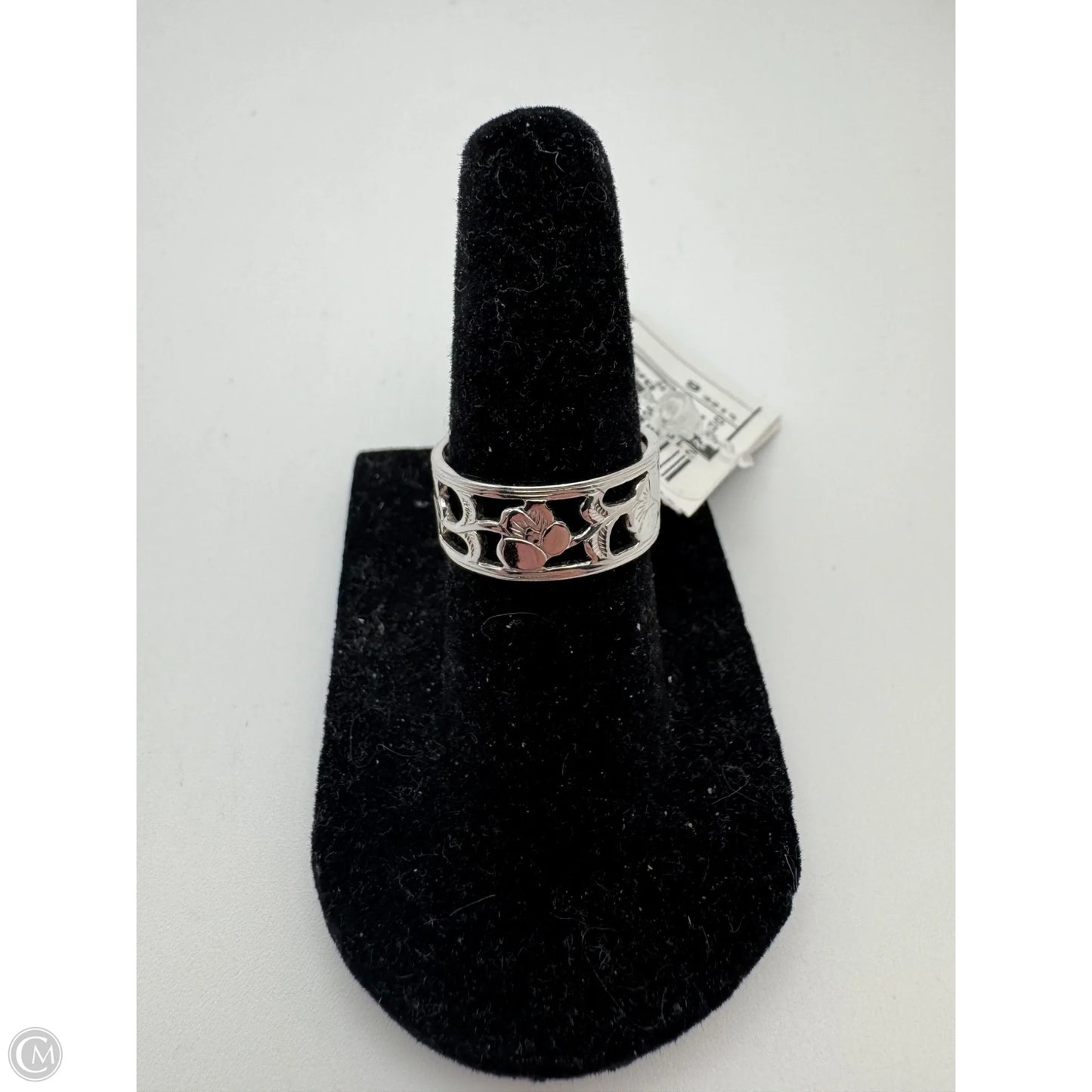 Ring Band By Avon, Size: 6