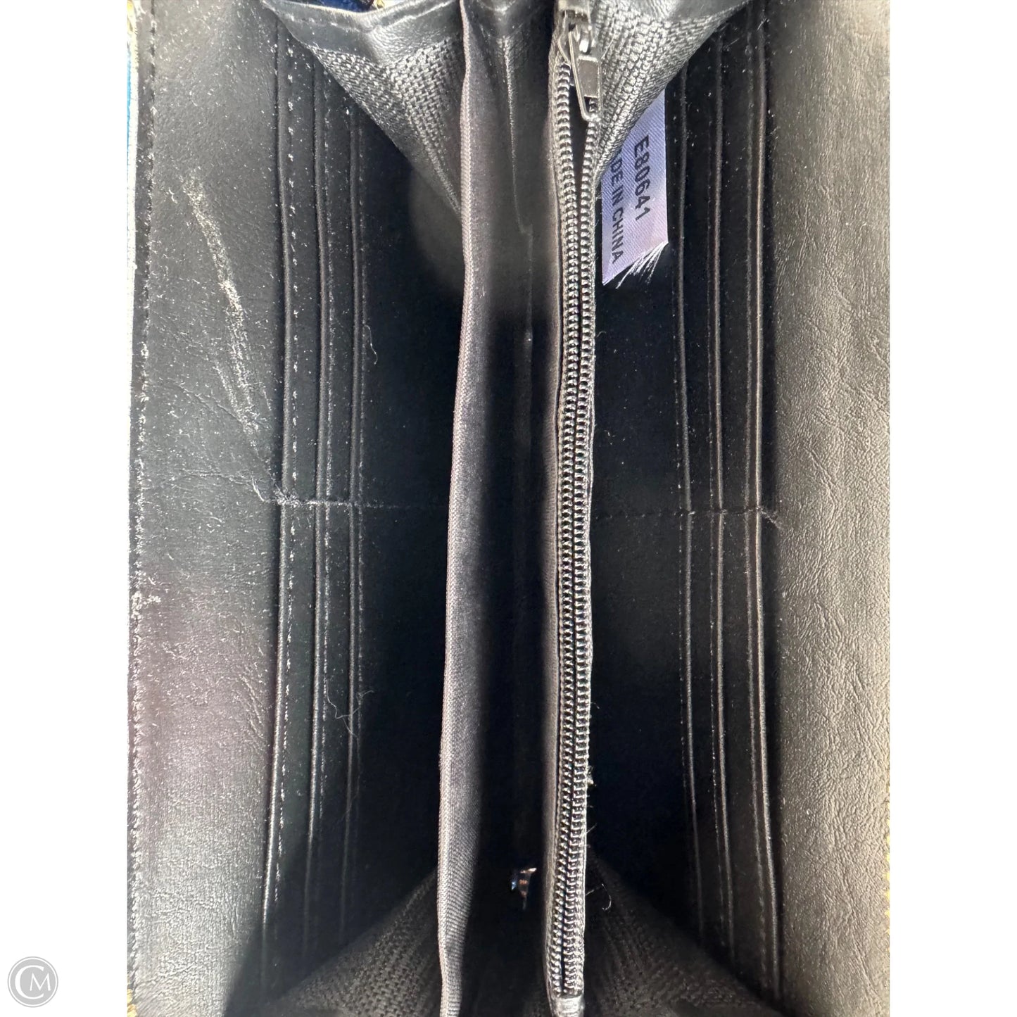 Wallet By Clothes Mentor, Size: Large