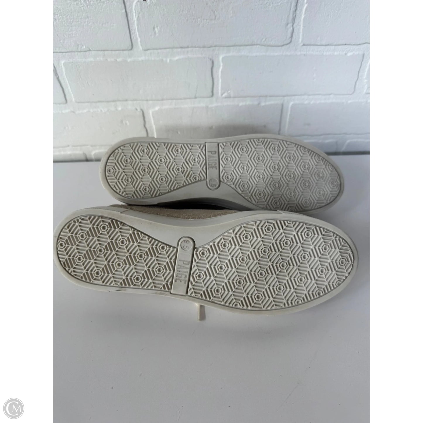 Shoes Sneakers By Paige In Gold, Size: 9.5