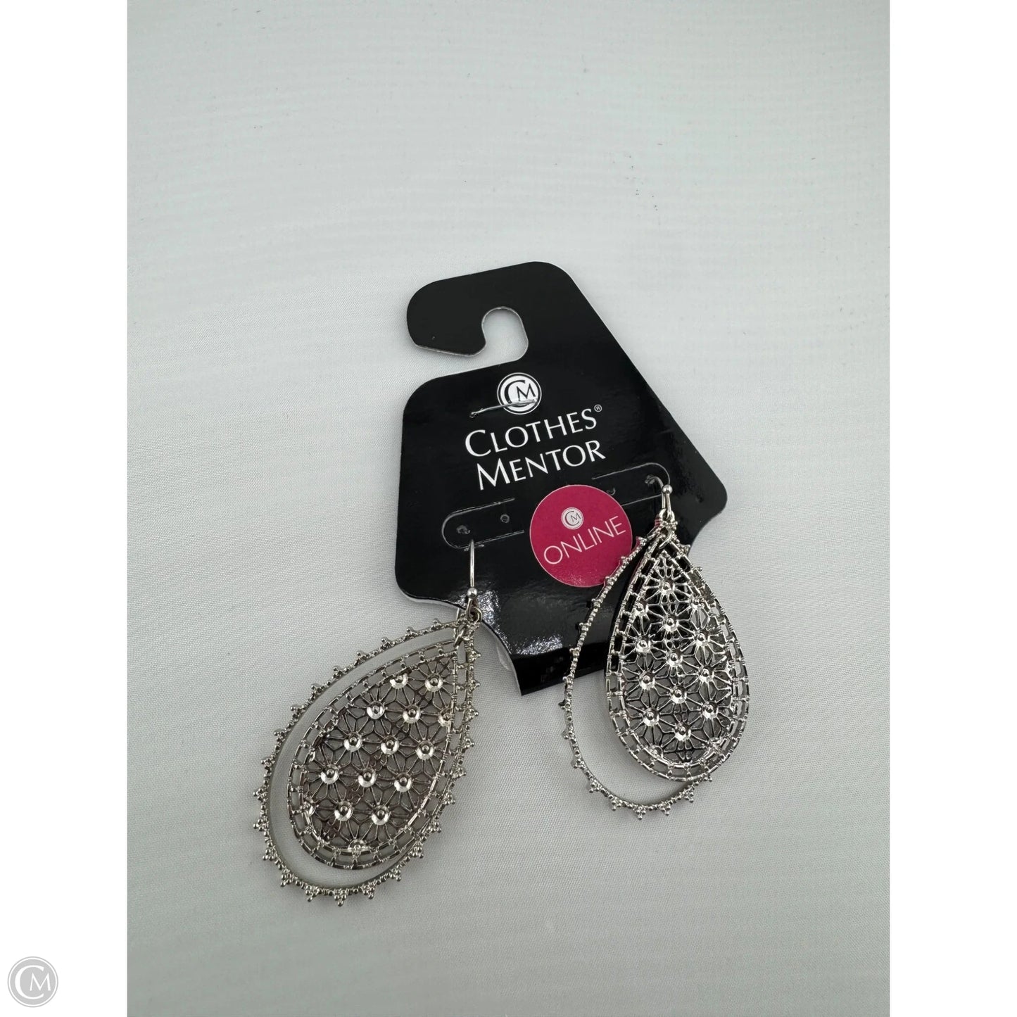 Earrings Dangle/drop By Clothes Mentor