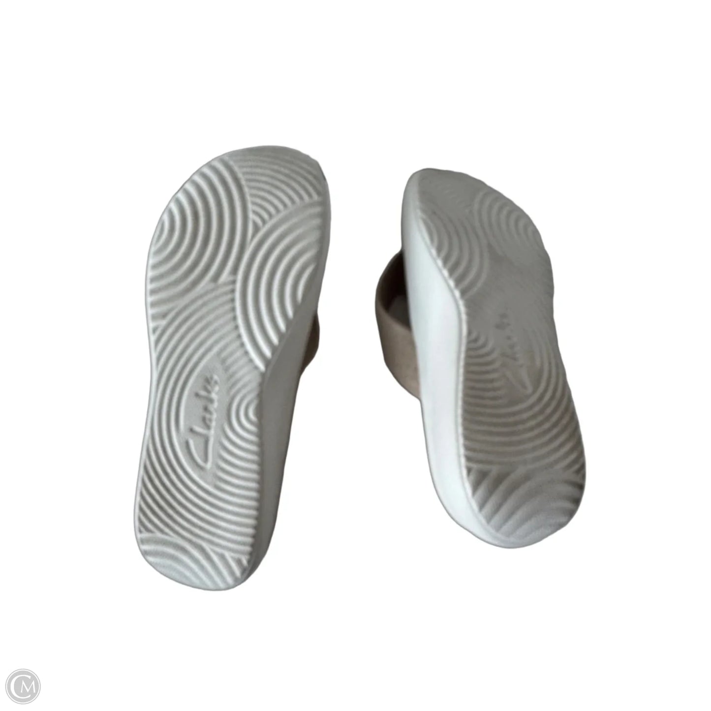 Sandals Flip Flops By Clarks In Tan, Size: 10