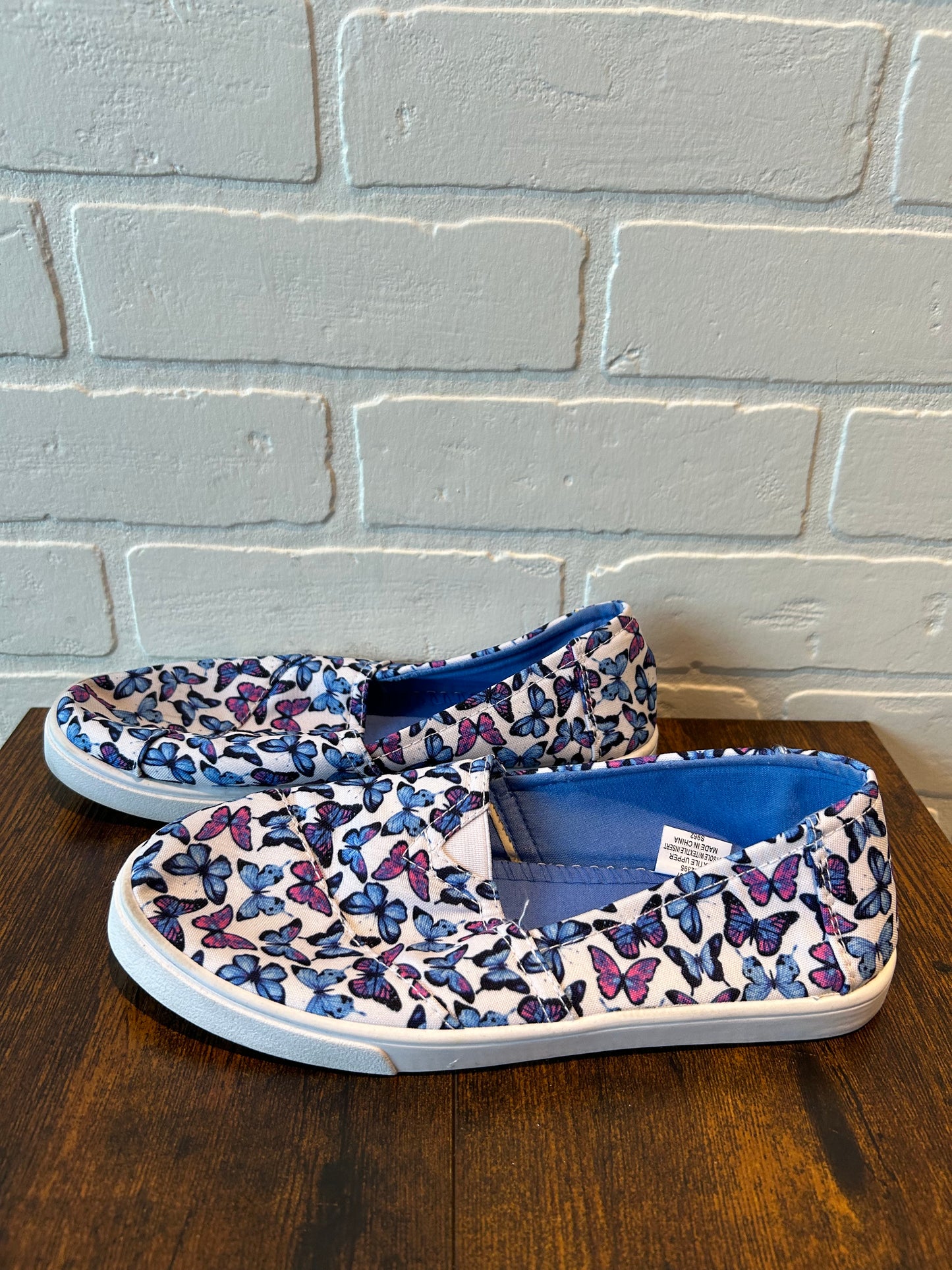 Shoes Flats By Tommy Bahama Size: 7.5
