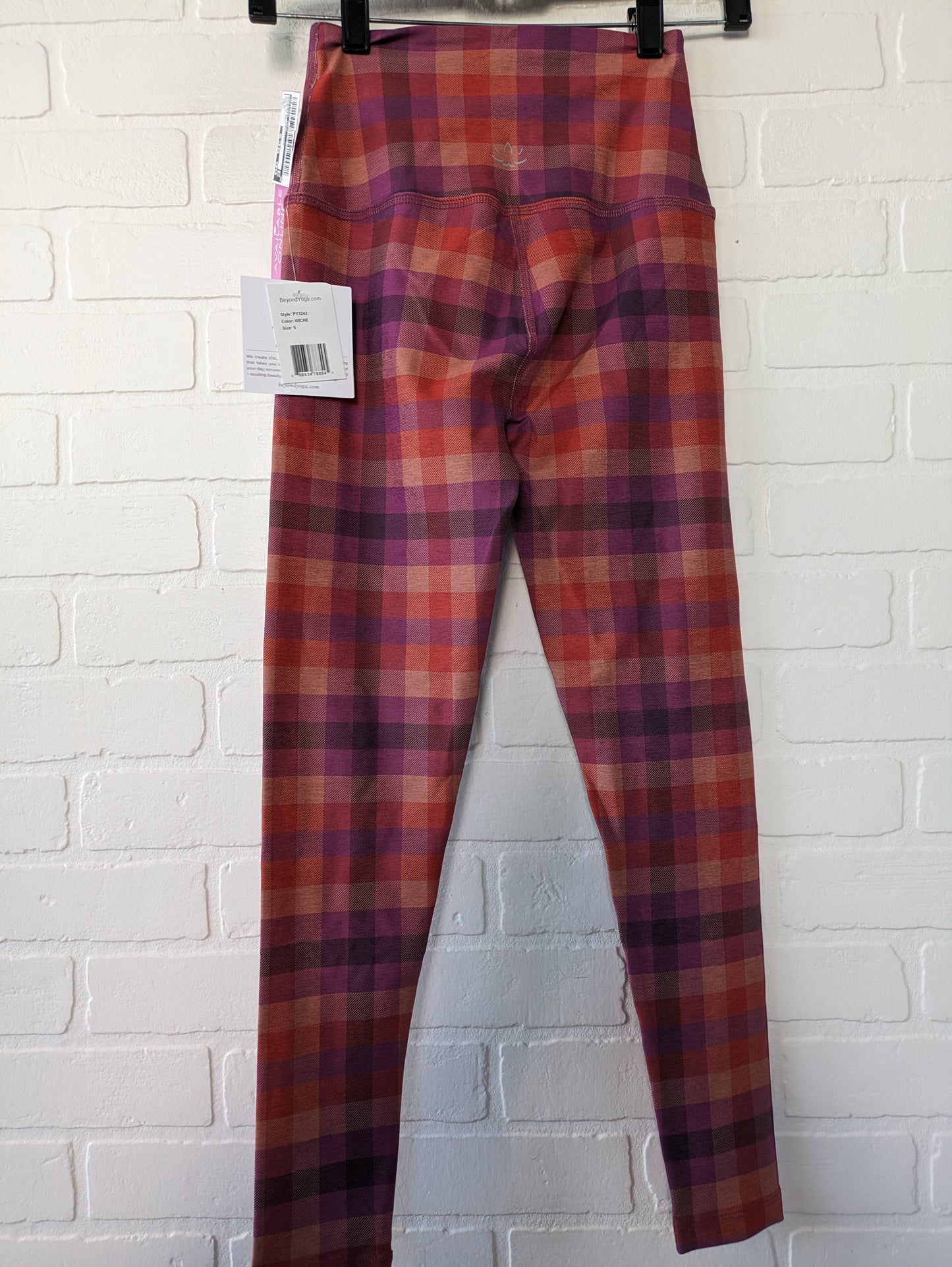 Athletic Leggings By Beyond Yoga Size: 4