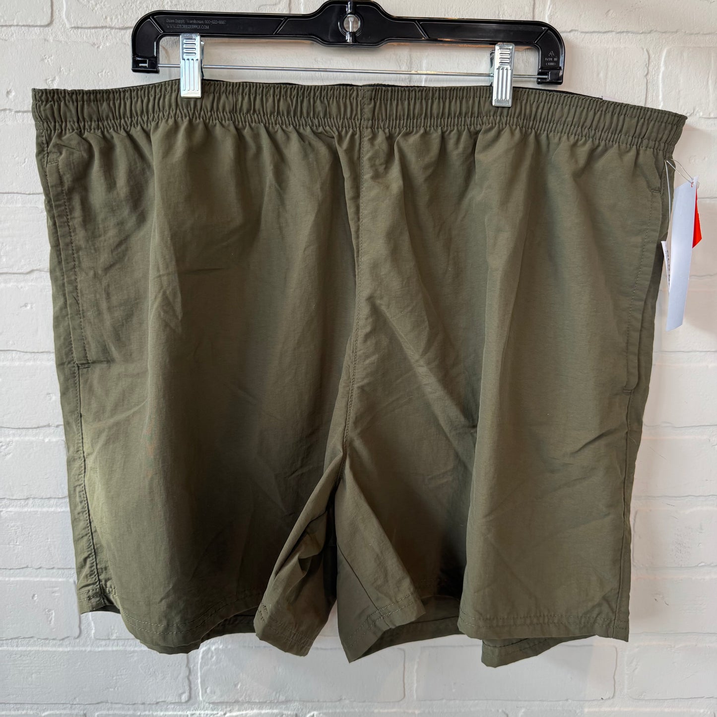 Athletic Shorts By Old Navy In Green, Size: 18