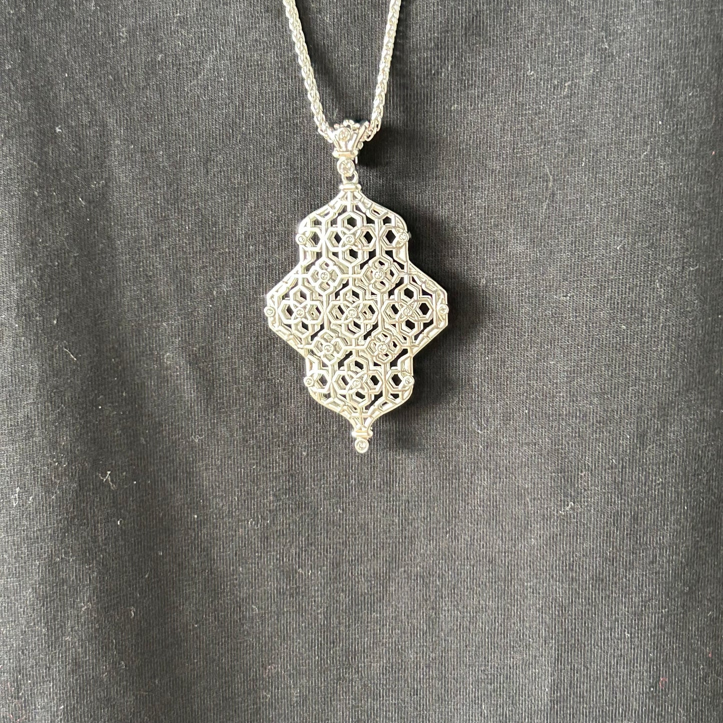 Necklace Pendant By Kendra Scott