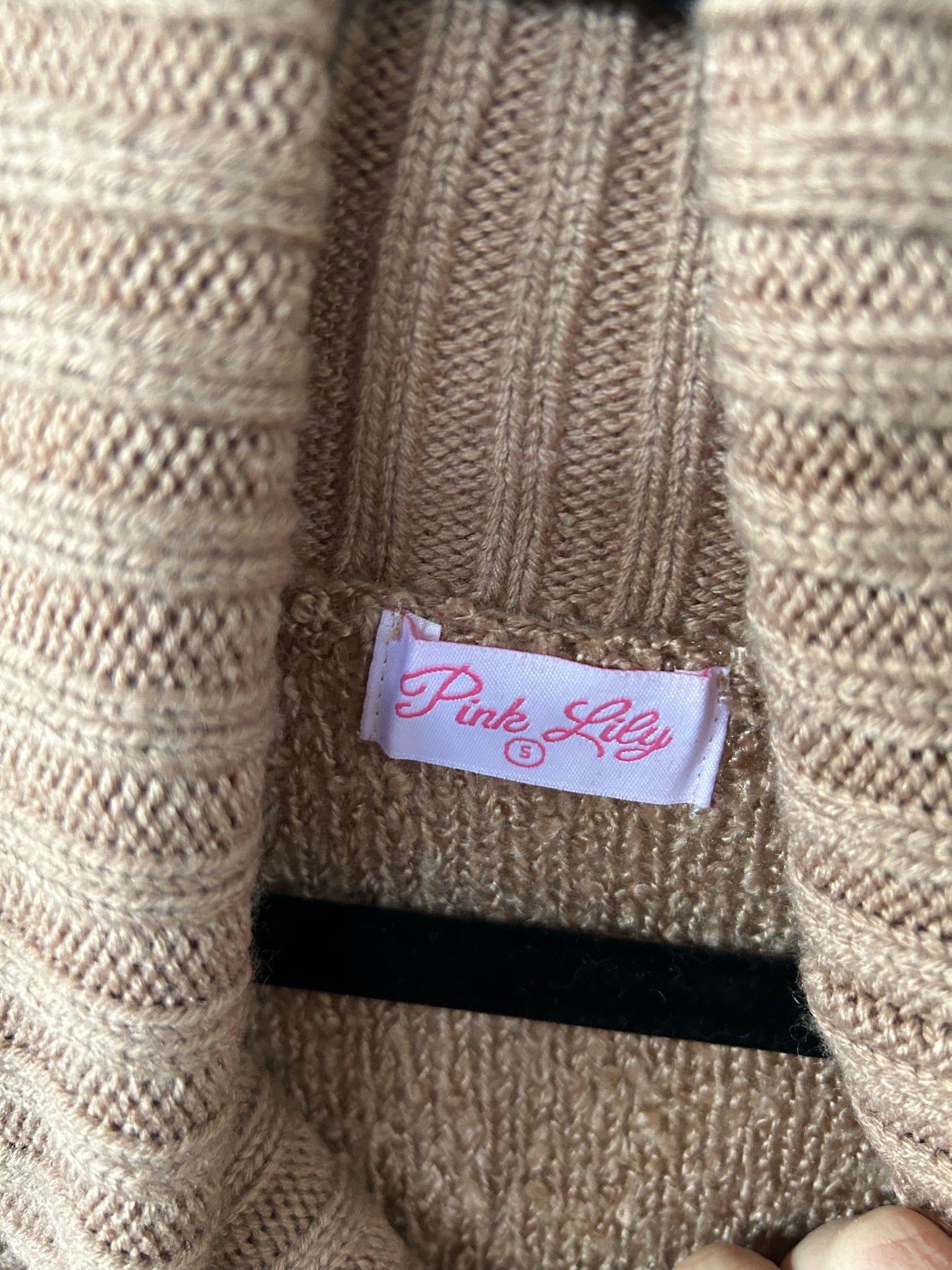 Sweater By Pink Lily Size: S