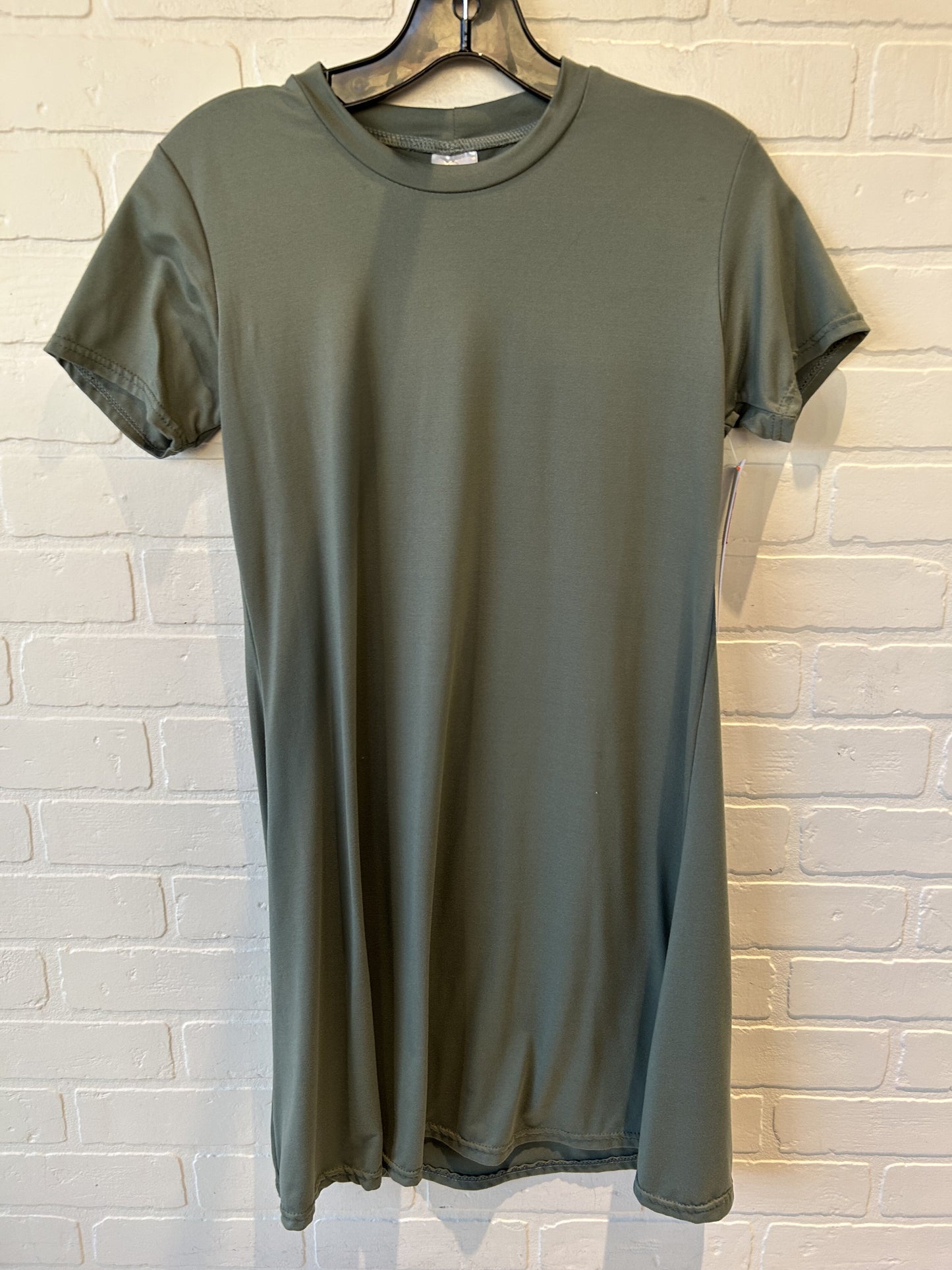 Dress Casual Short By Cme Size: S