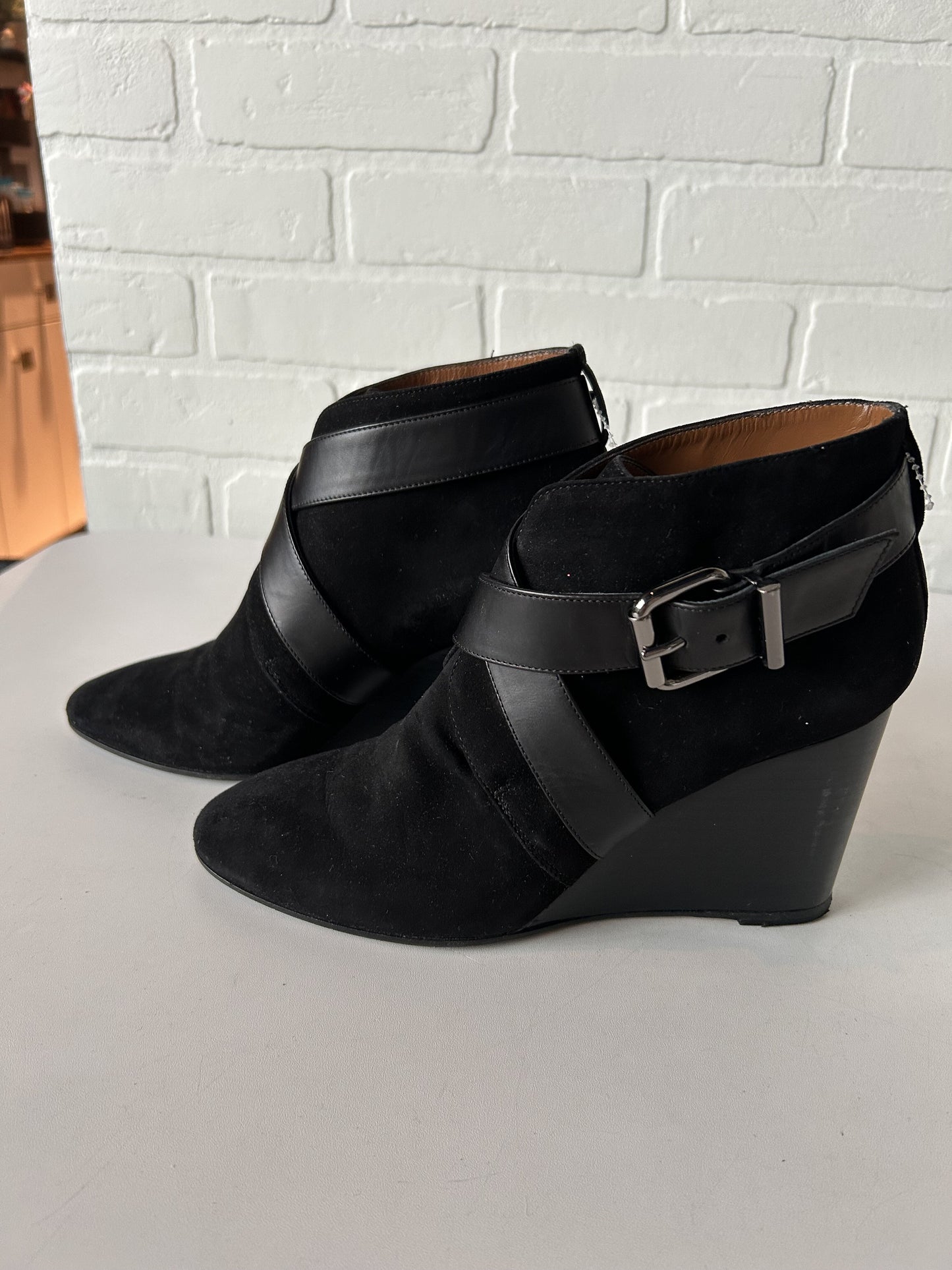 Boots Ankle Heels By Aquatalia Size: 7