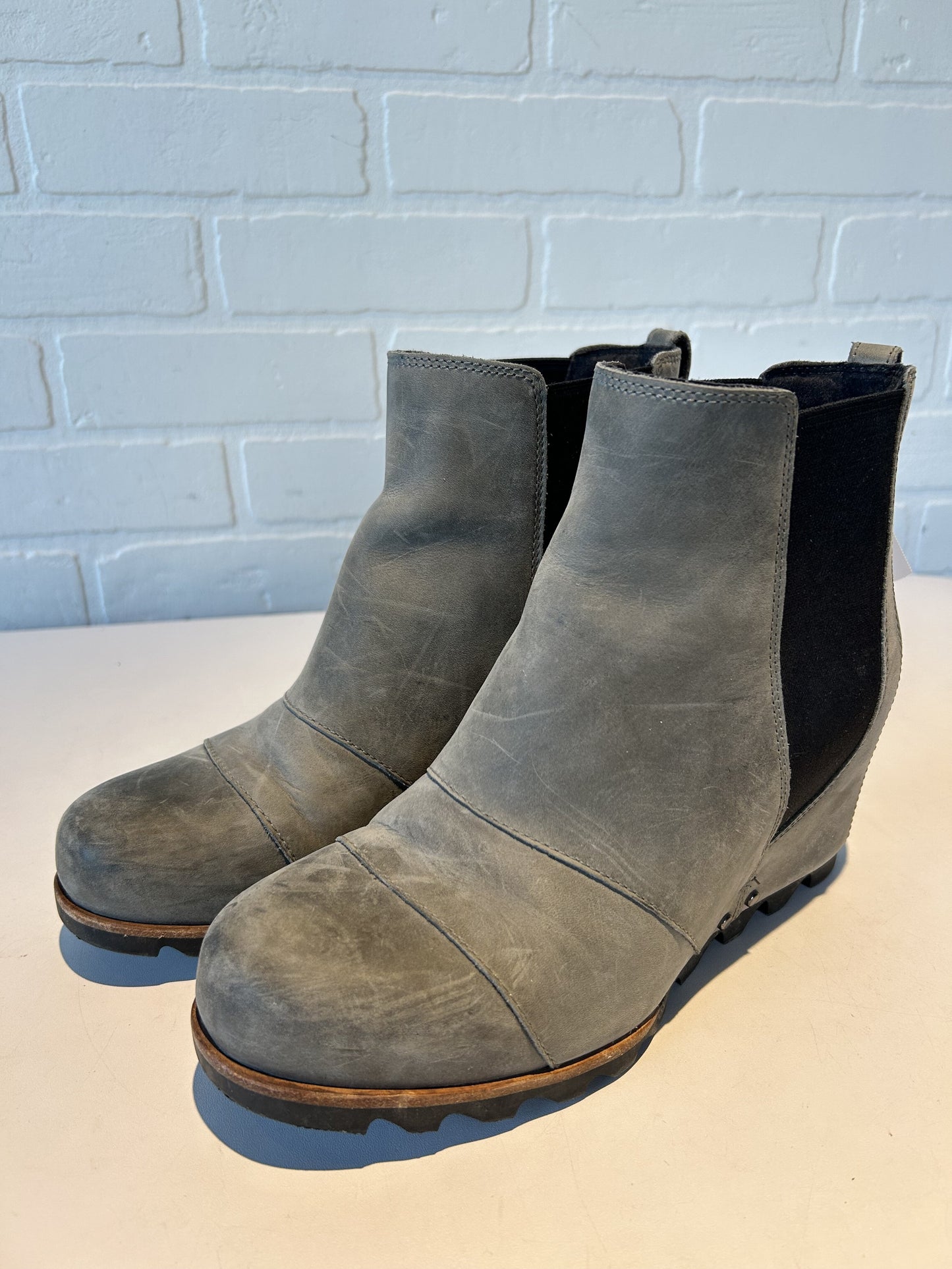 Boots Ankle Heels By Sorel Size: 9