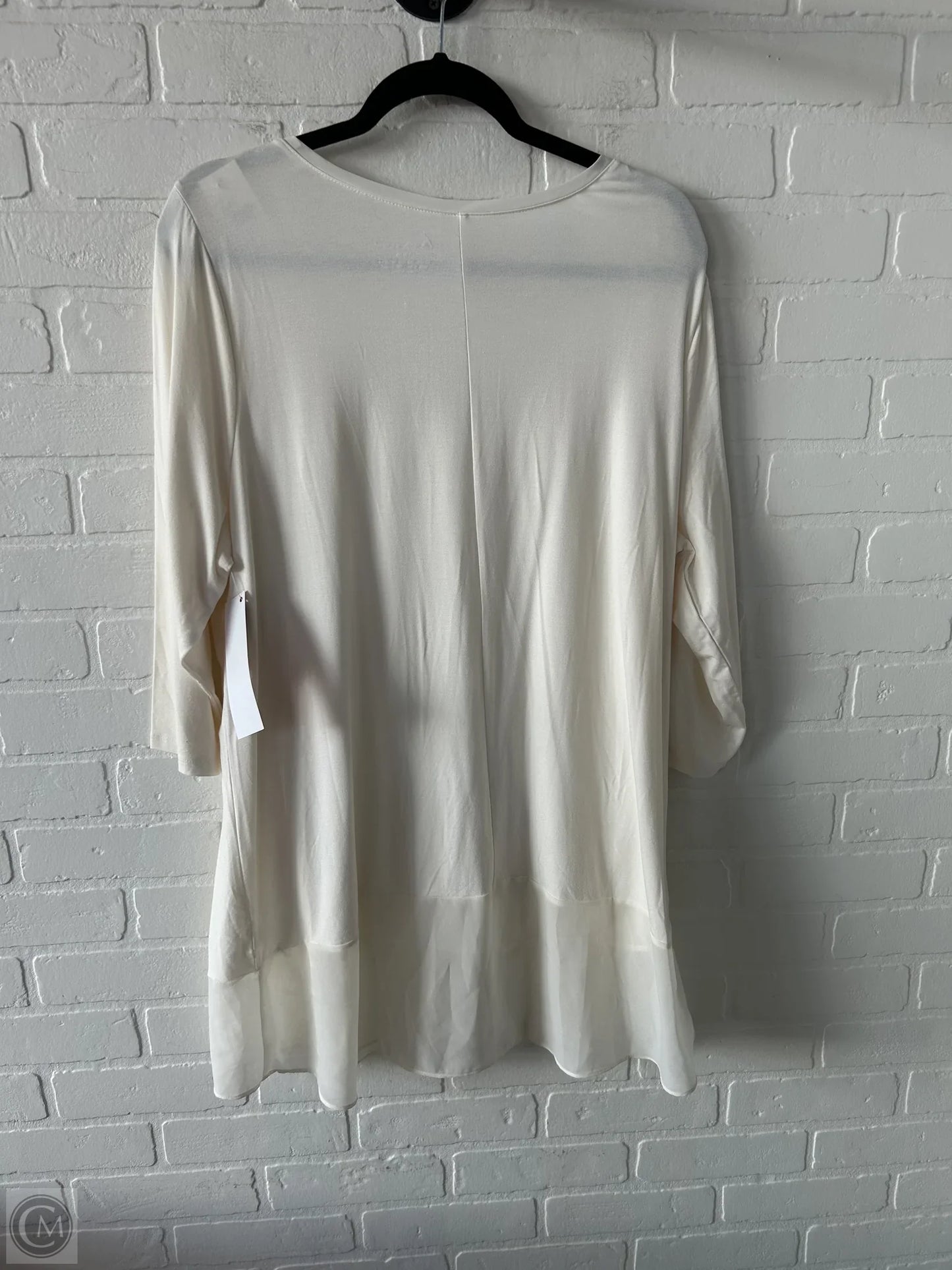 Top 3/4 Sleeve By Lane Bryant In Cream, Size: 1x