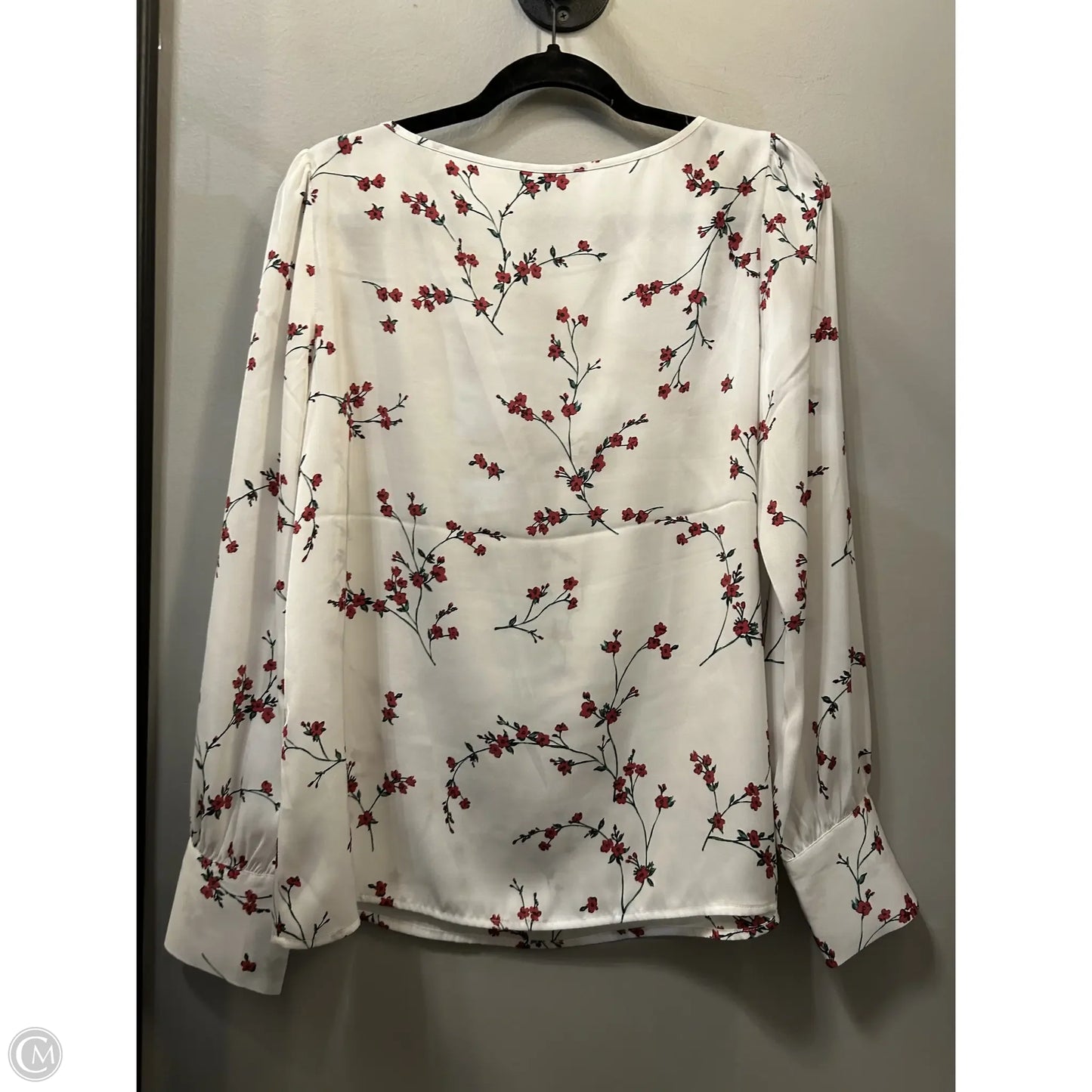Top Long Sleeve By Express In White, Size: M