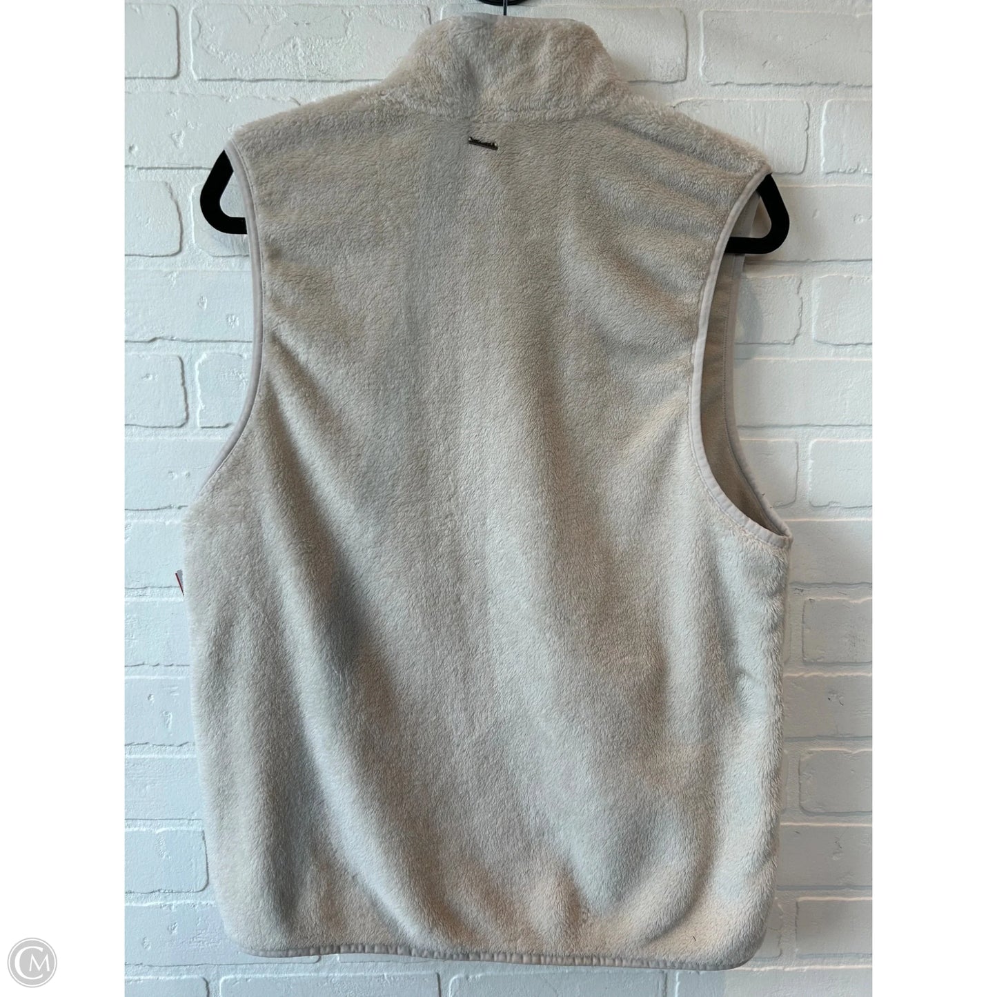 Vest Faux Fur & Sherpa By Clothes Mentor In Tan, Size: M