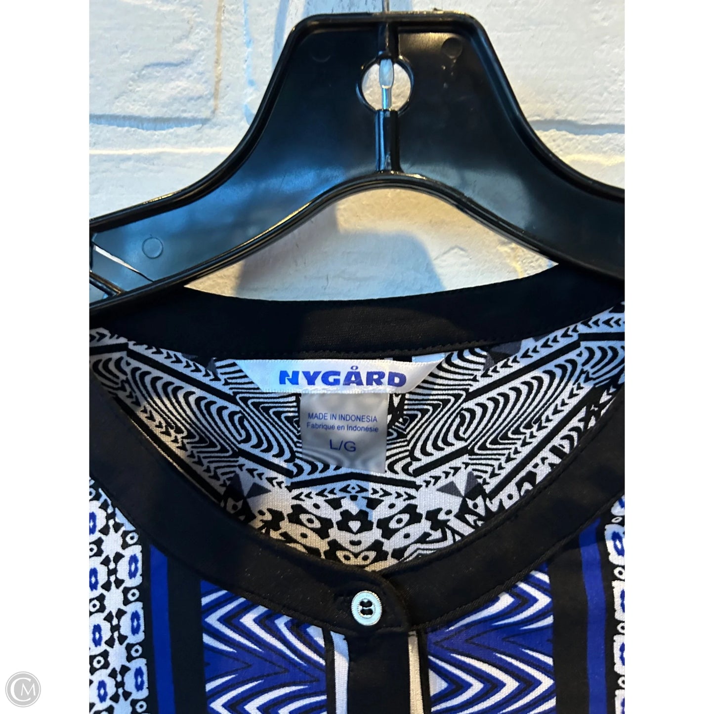 Top Long Sleeve By Nygard Peter In Black & Blue, Size: L
